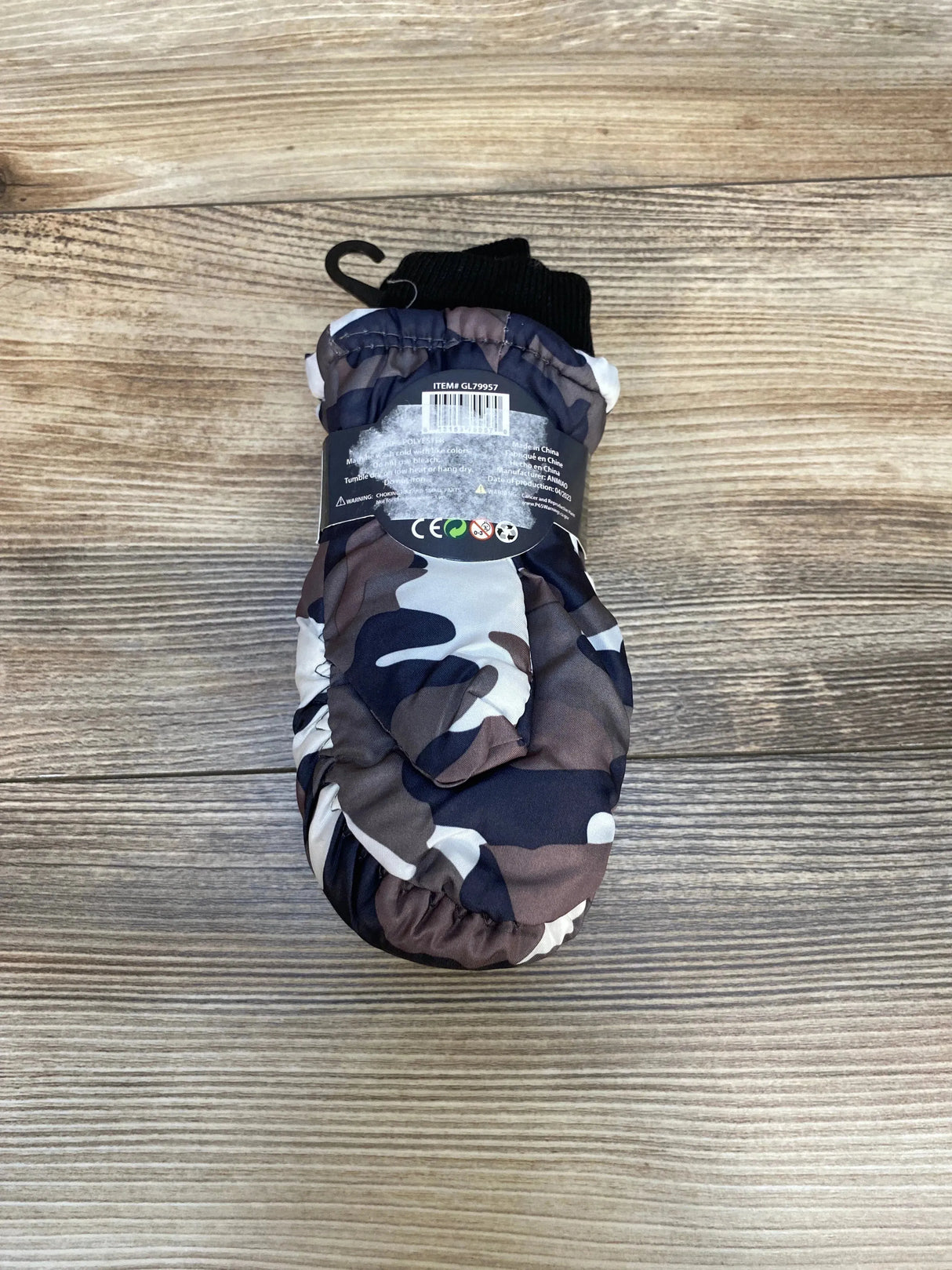 NEW ThermaWear Kid's Ski Grey Camo Mittens