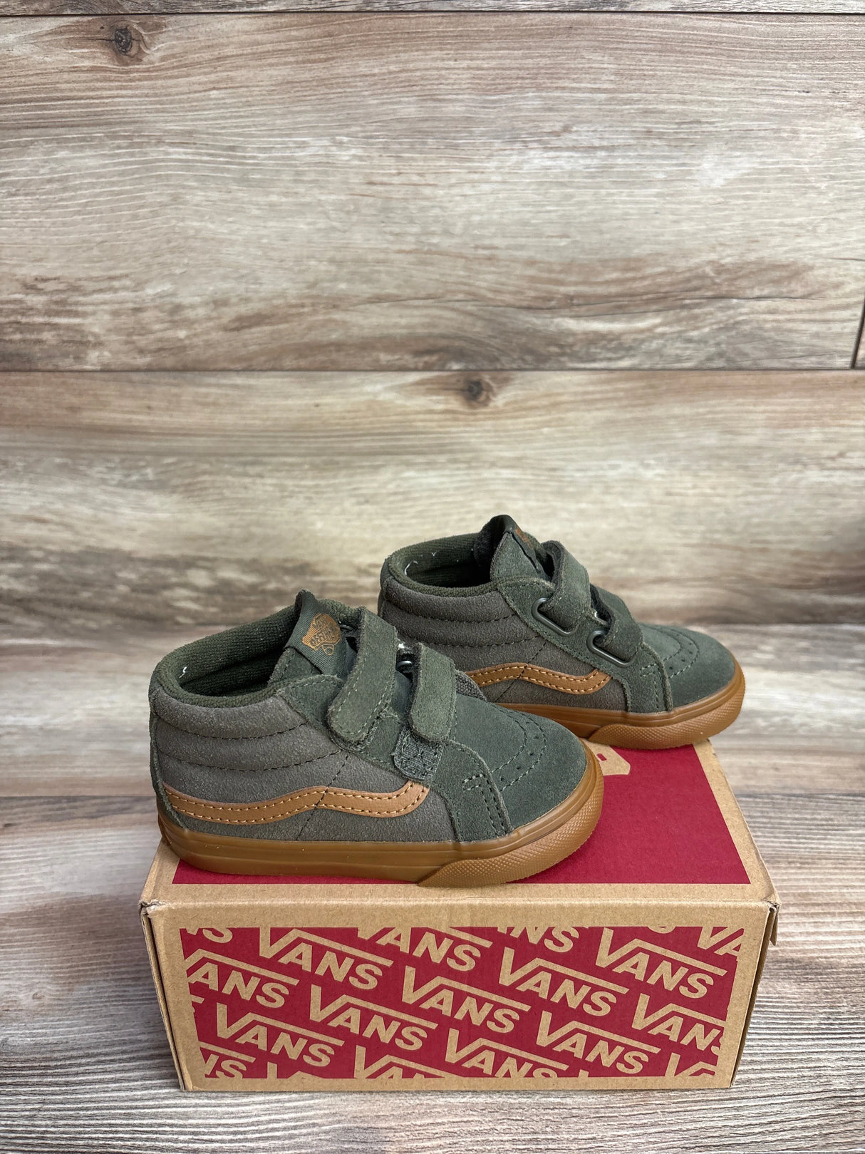 Vans Sk8-Mid Reissue Suede Sneakers Green sz 6c