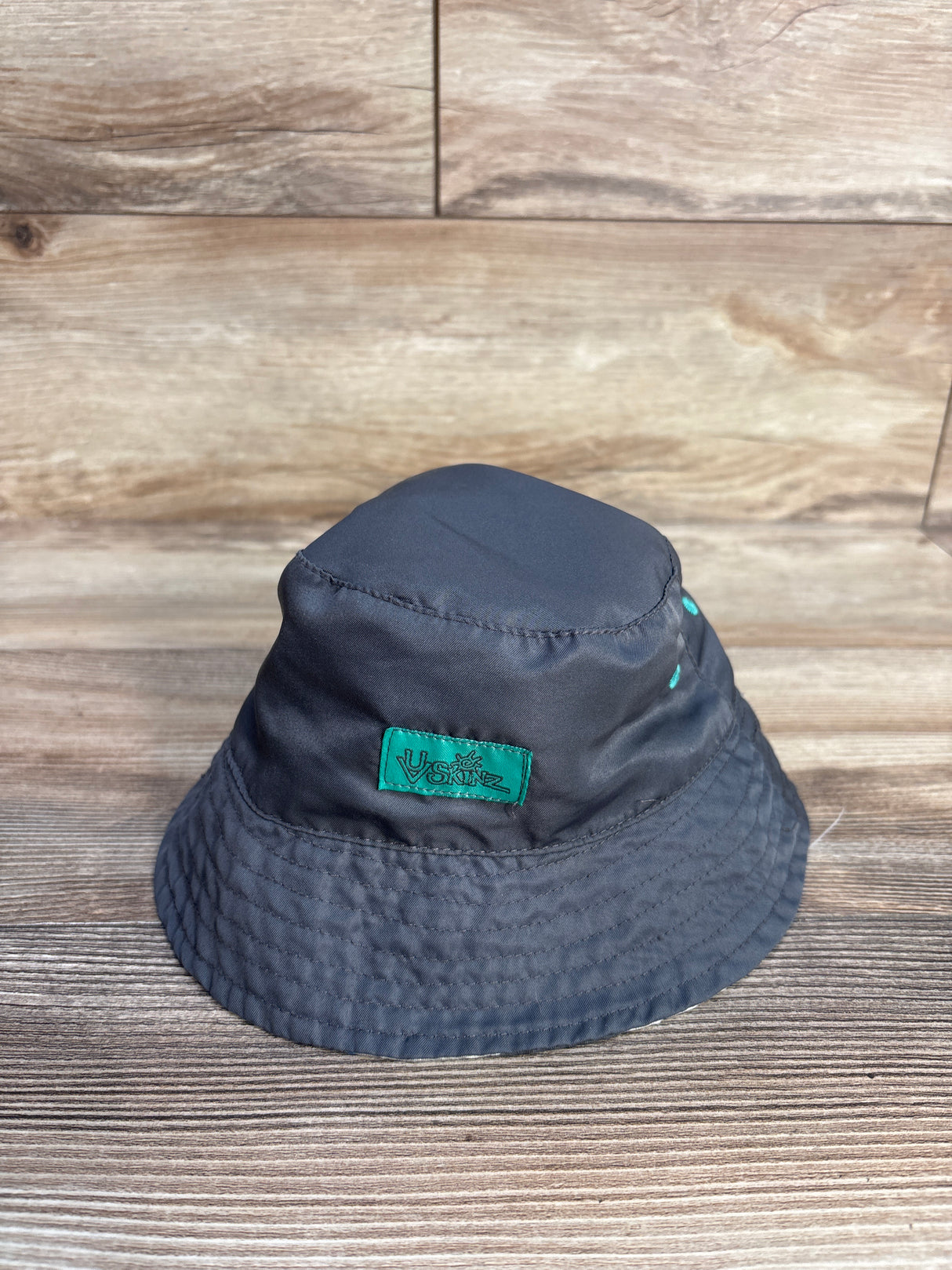 UV Skinz Reversible Bucket Hat Frogs/Grey sz 2T