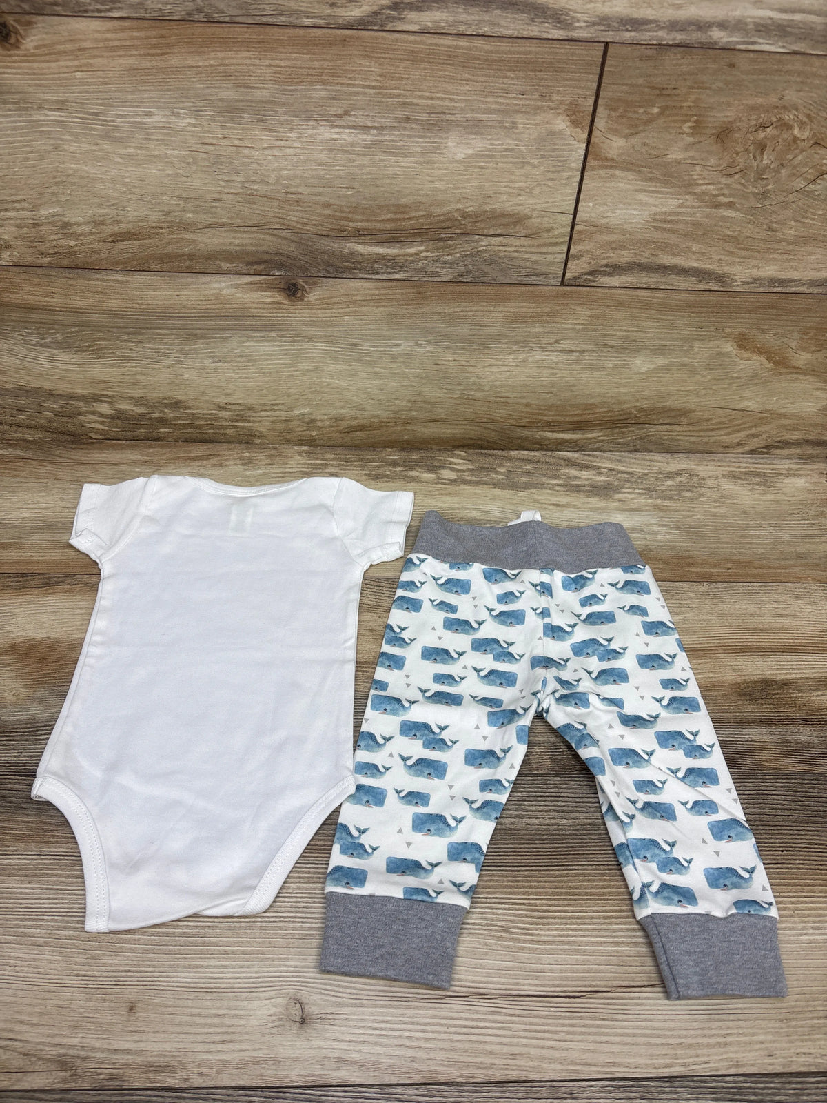 RoyalApparel Organic  2pc I Whale Always Love You Bodysuit & Pants White sz 6-12m