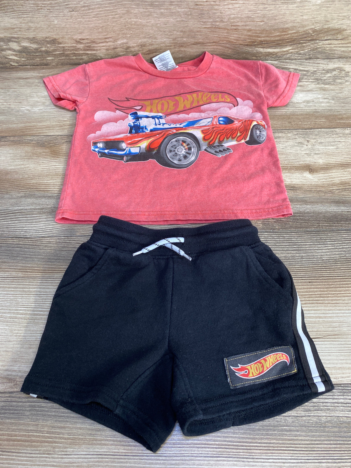 Hot Wheels 2pc Shirt & Shorts Pink sz 2T