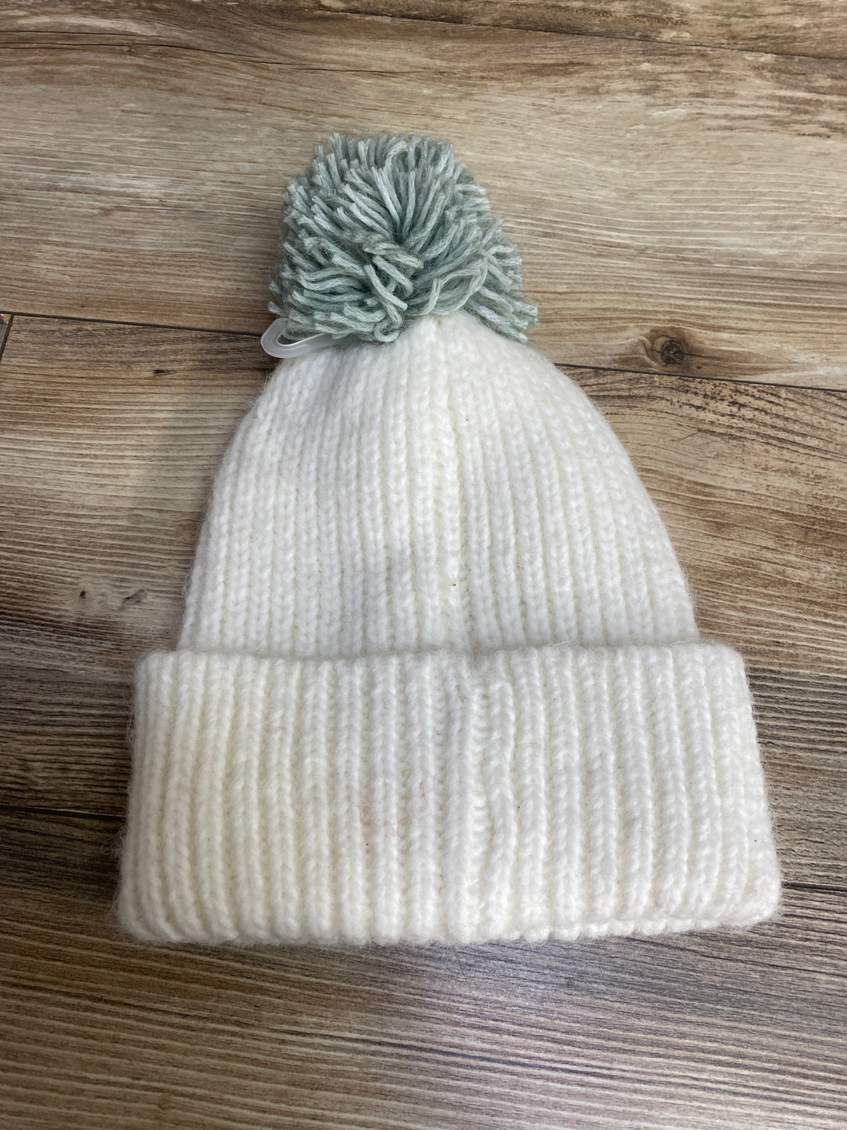 NEW Cat & Jack Knit Beanie w/ Pom Pom White sz 2T-5T