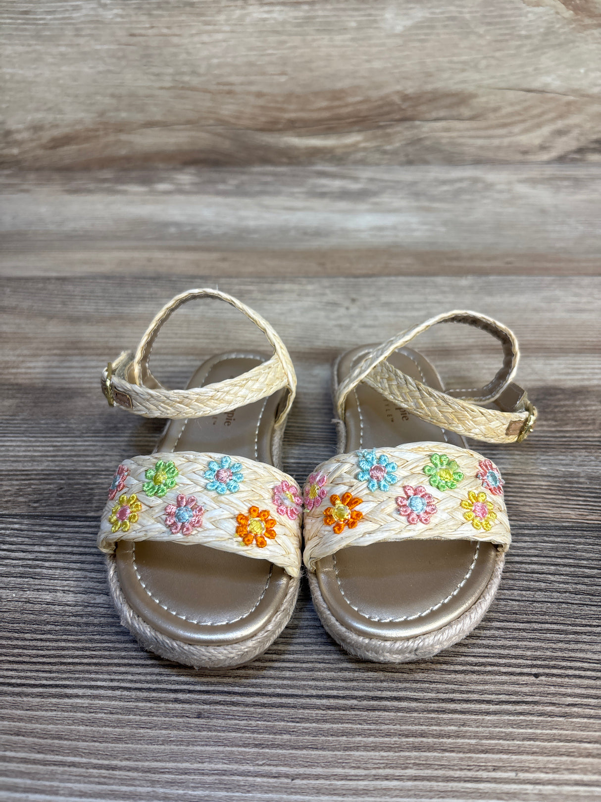 Haulte Hippie Floral Embroidered Sandals Tan sz 7c