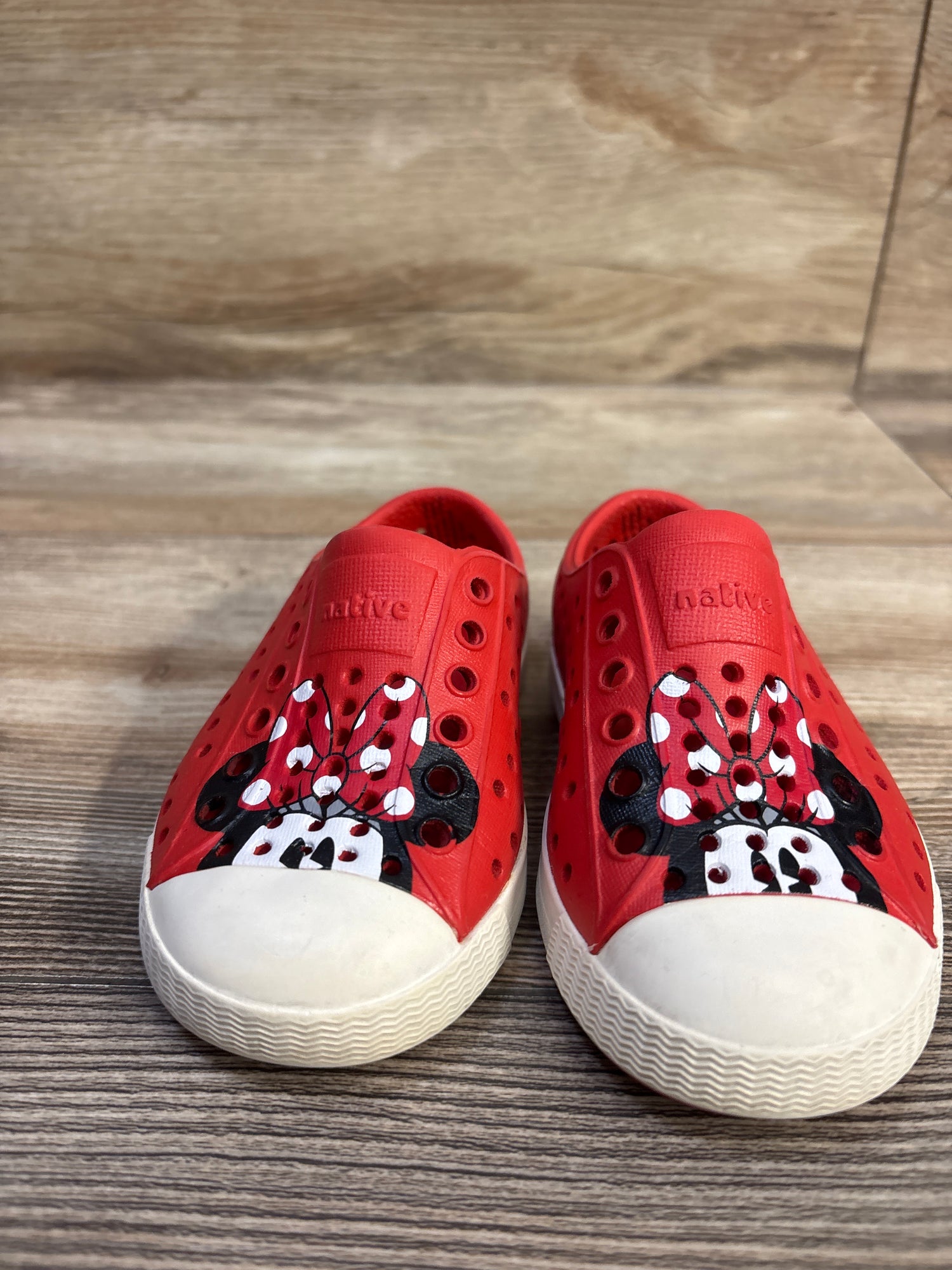 Disney x Native Jefferson Slip On Shoes Red sz 6c