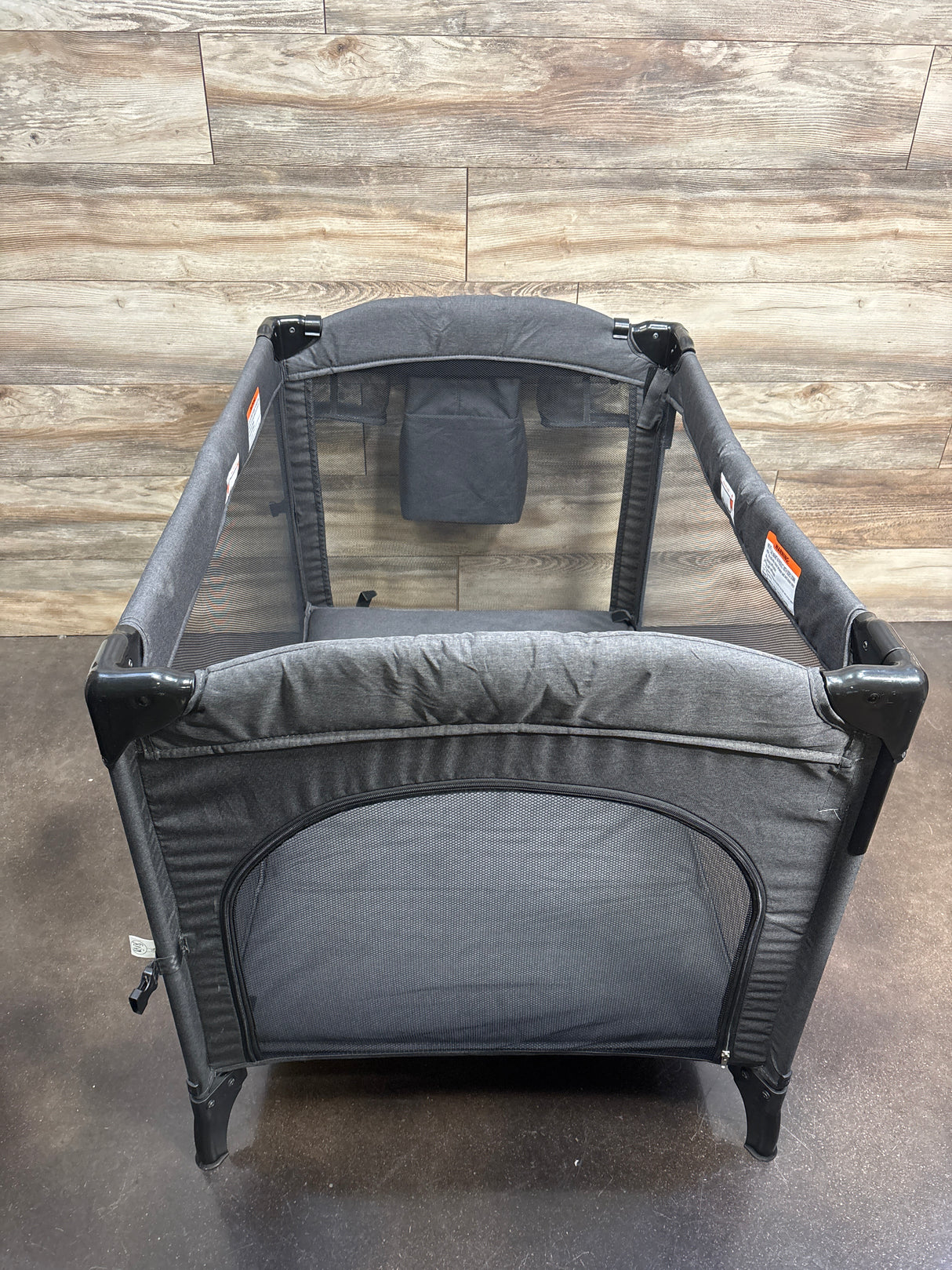 Pack 'n Play Playard, Grey/Black