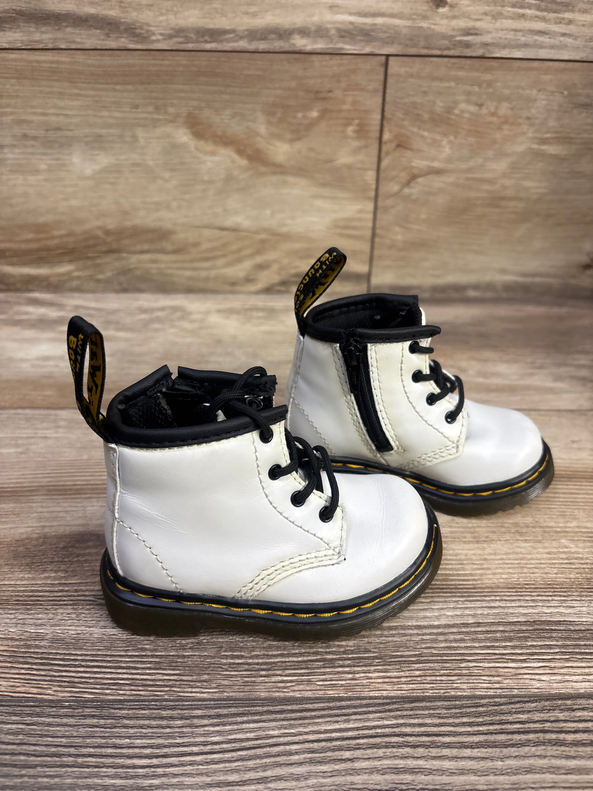 Dr. Martens 1460 Leather Boots White sz 4c