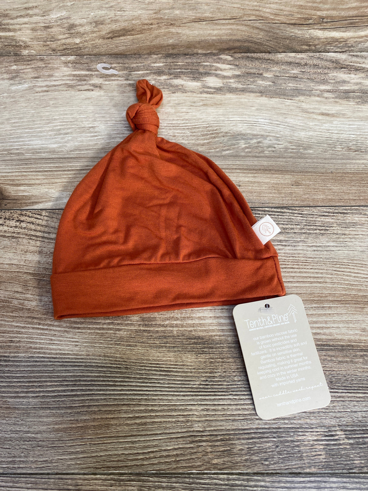 NEW Tenth & Pine Bamboo Top Knot Hat in Rust