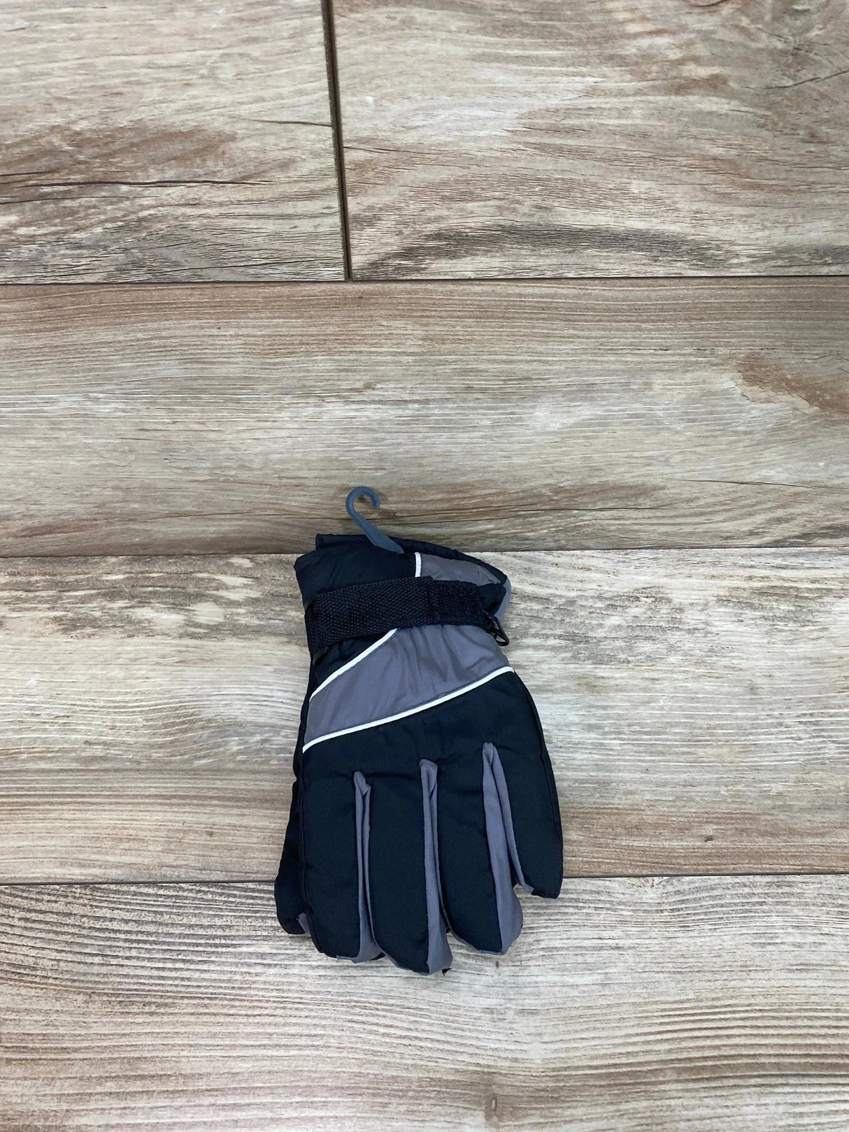 NEW Polar Extreme Insulated Grey Stripe Youth Gloves