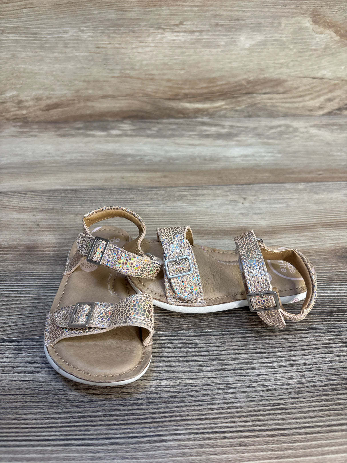 Stride Rite SRTech Kingsley Sandals Iridescent Tan sz 6c