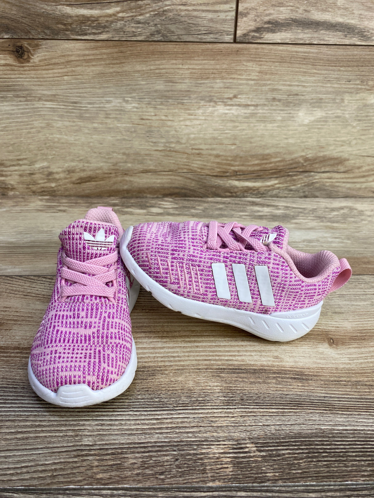 Adidas Swift Run 22 'True Pink' Sneakers sz 6c