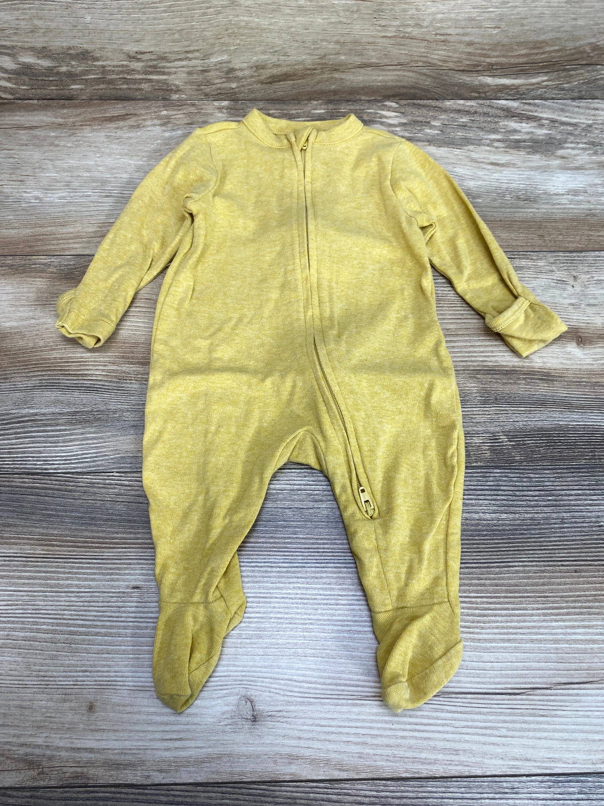 Old Navy Sleeper Yellow sz 0-3m