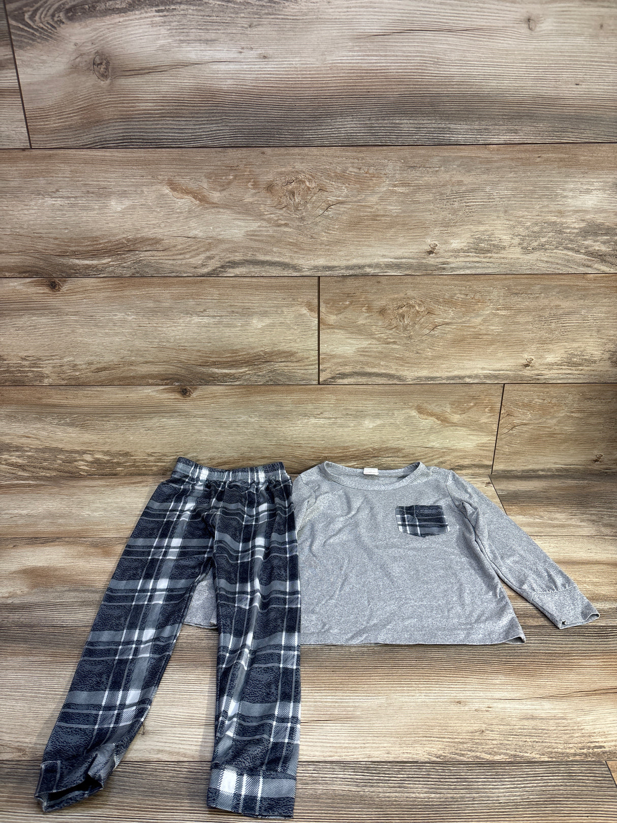 2pc Pajama Set Grey sz 5T