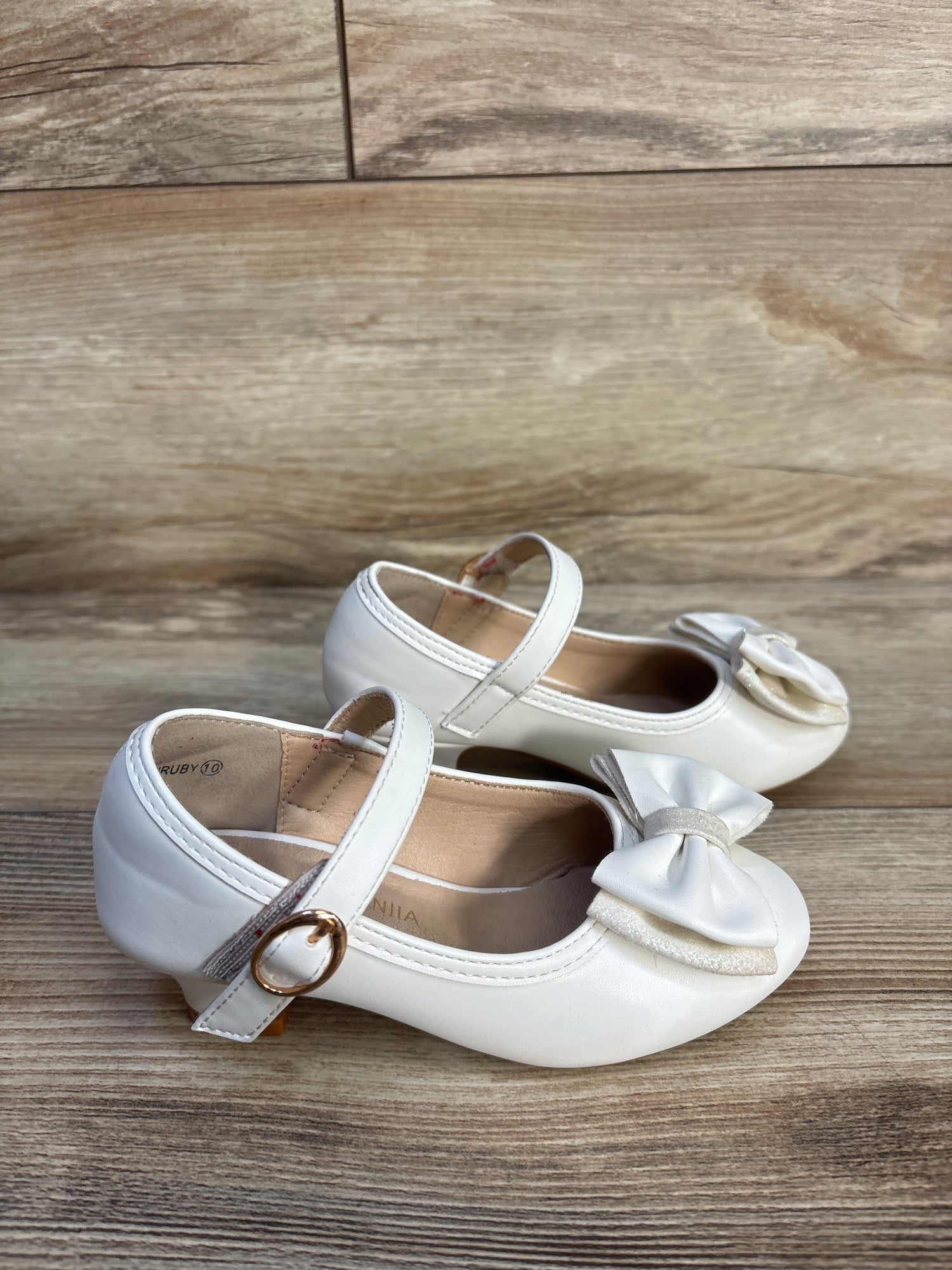 PANDANINJIA Mary Jane Low Heel Shoes White sz 10c