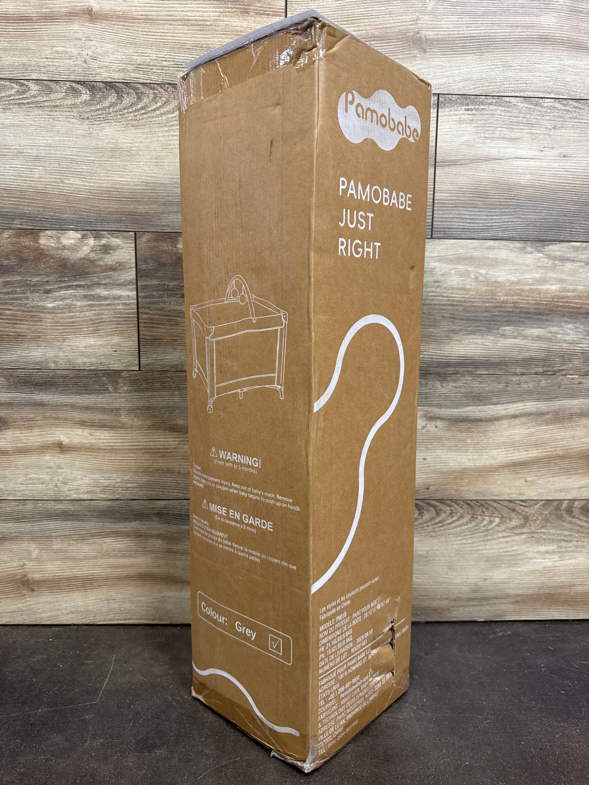 NEW Pamo Babe Just Right Foldable Playard with Bassinet & Toy Bar