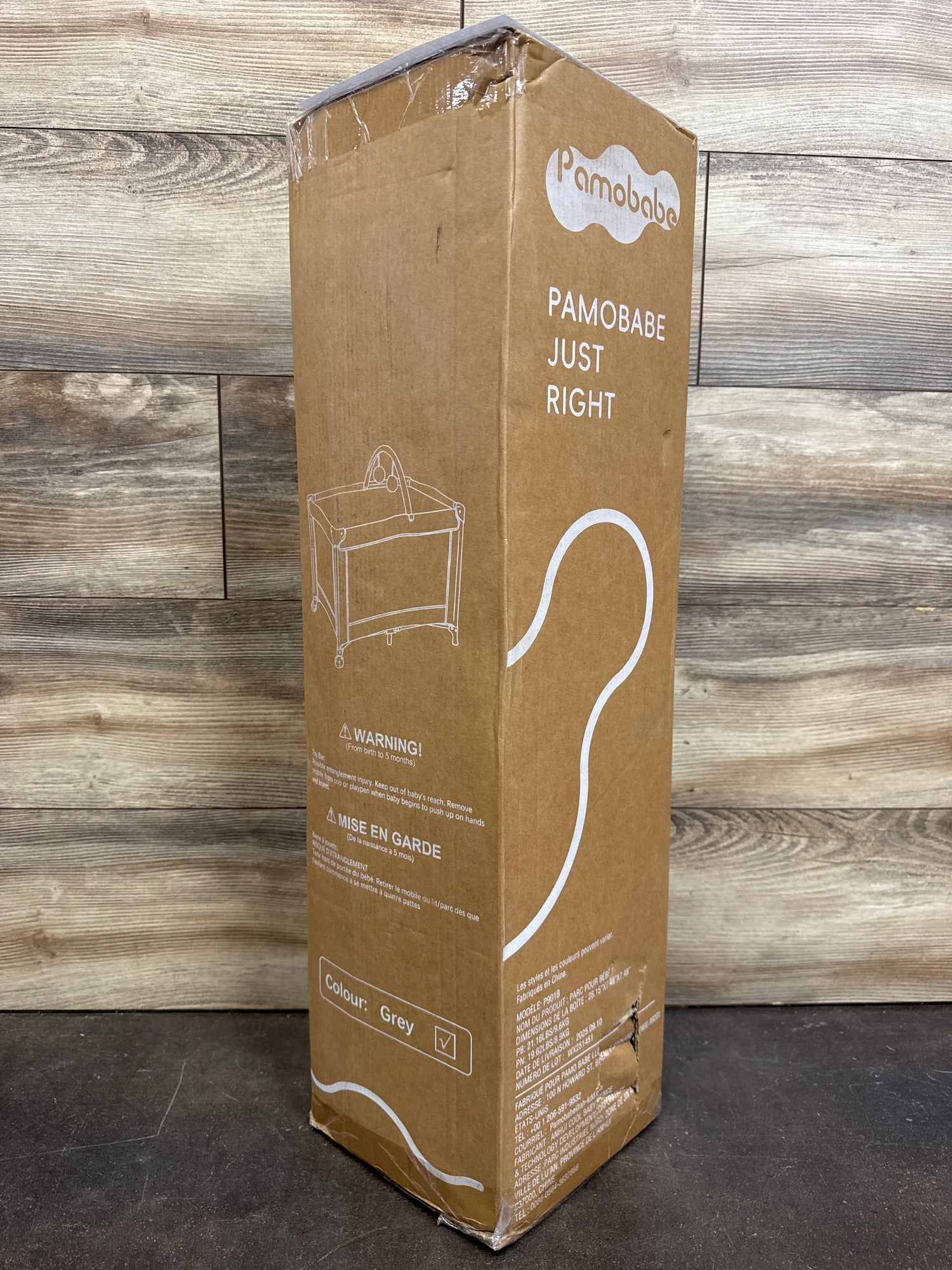 NEW Pamo Babe Just Right Foldable Playard with Bassinet & Toy Bar