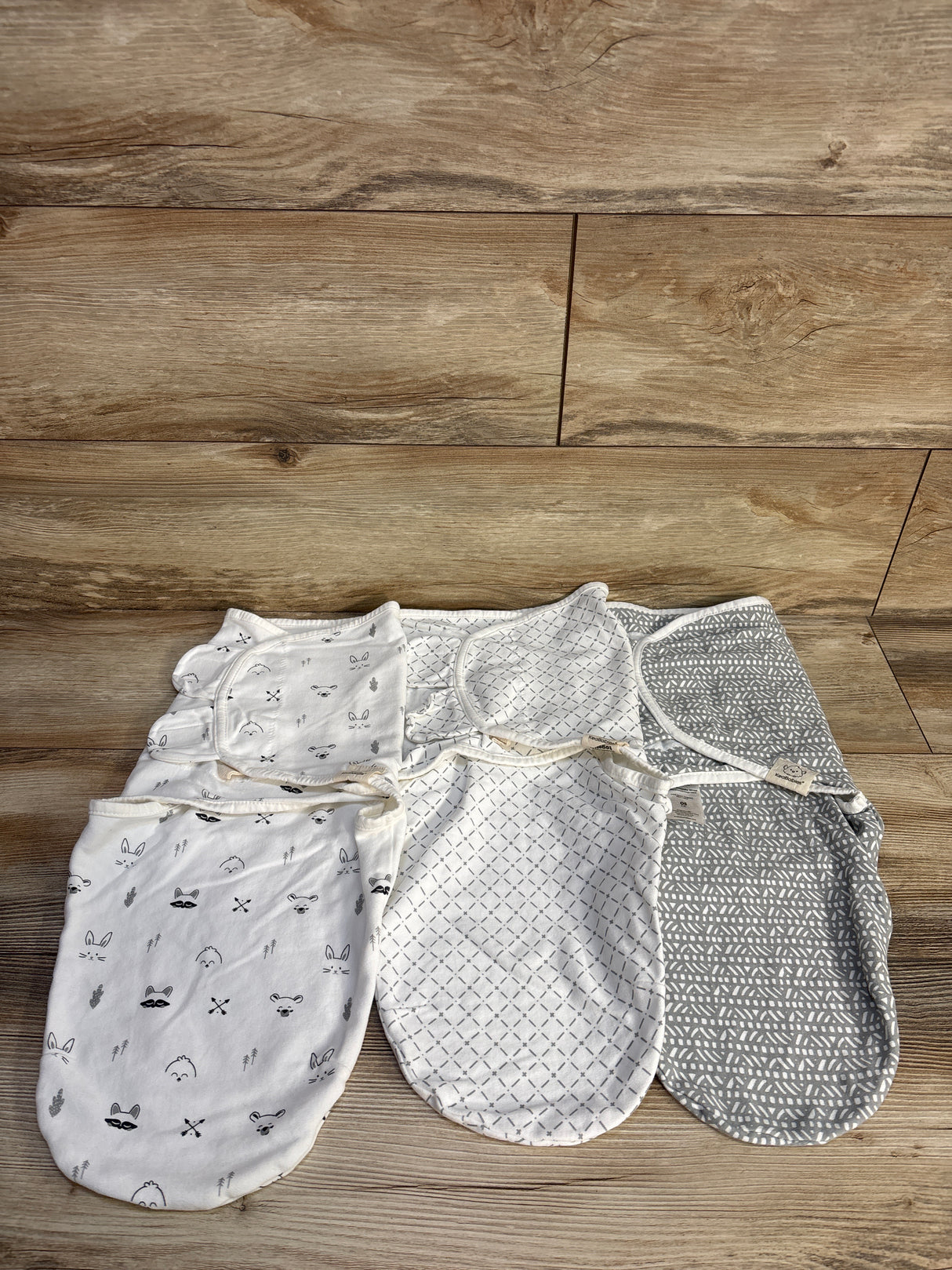 KeaBabies 3pk Soothe Swaddle Wraps White sz 0-3m