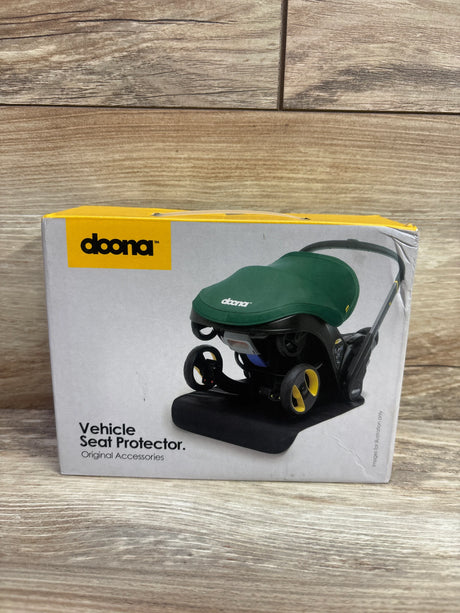 Doona Vehicle Seat Protector, Green - Me n Mommy To Be