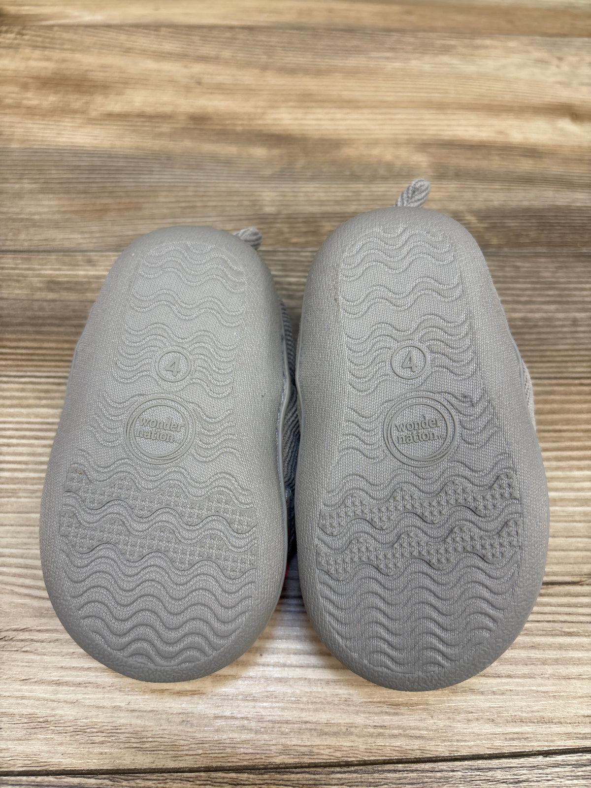 Wonder Nation Aline Shark Slippers Grey sz 4c