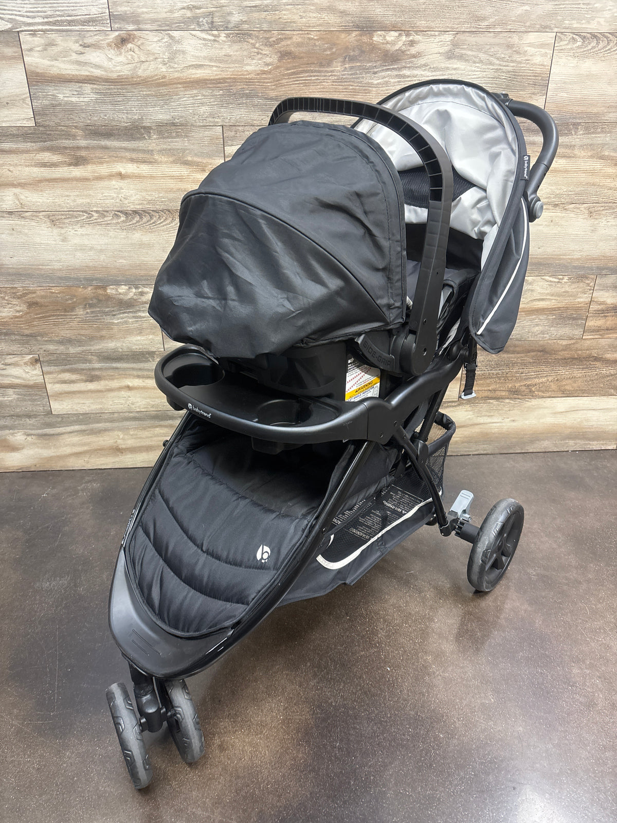 Baby Trend EZ Ride Travel System with EZ-Lift Car Seat
