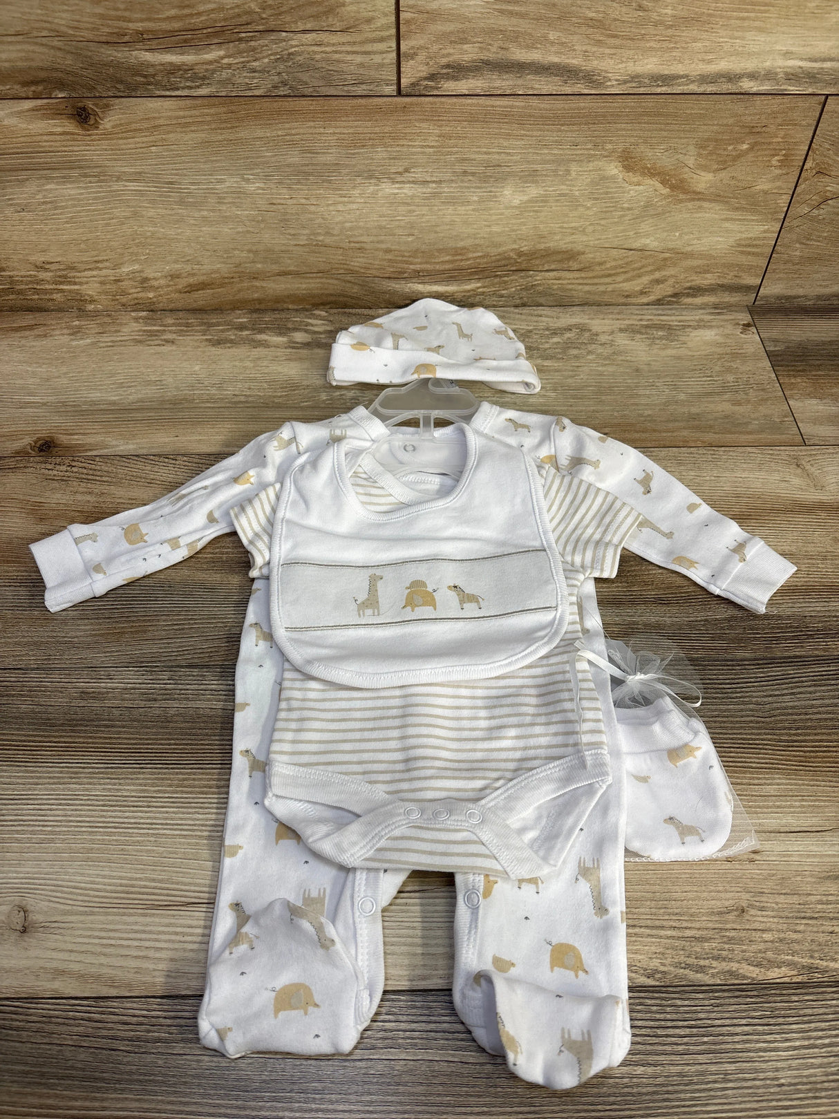 NEW Rock a Bye Baby Boutique 5pc Gift Set White sz 0/3m