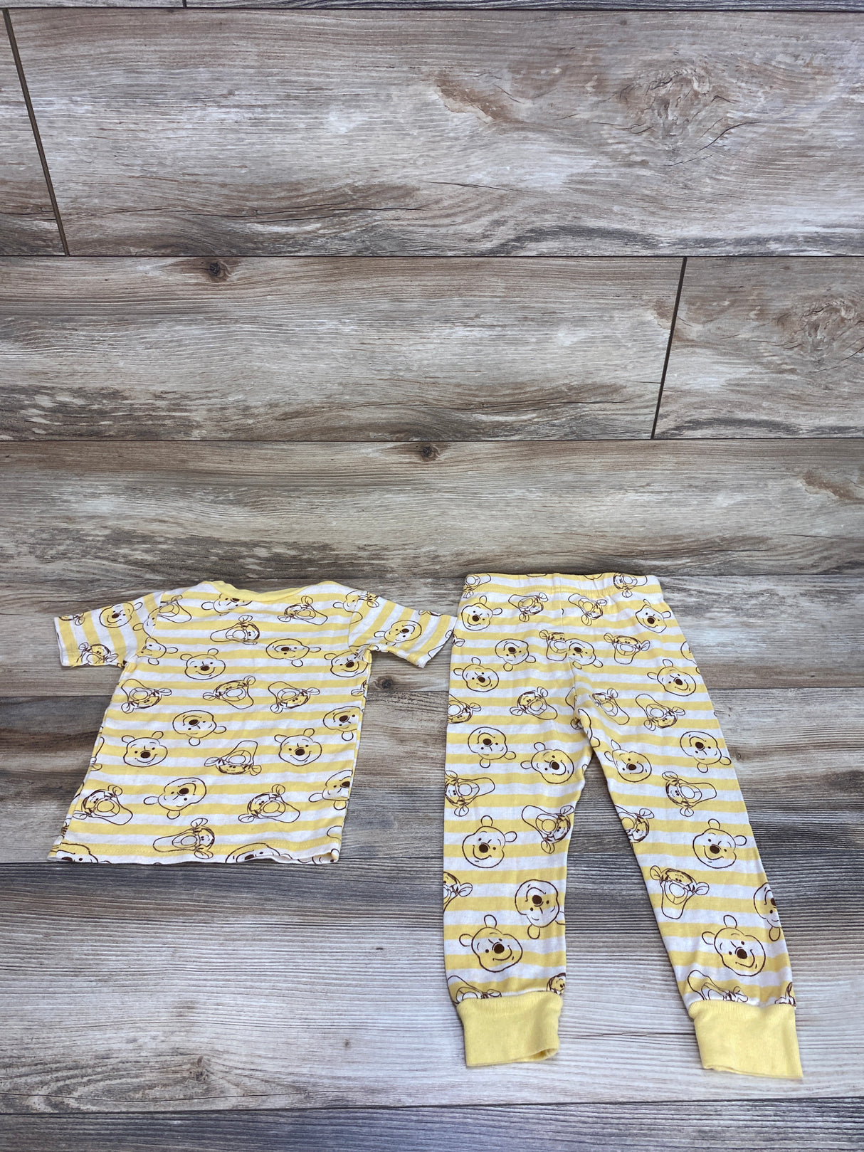 Disney 2pc Winnie The Pooh Pajama Set Yellow sz 4T