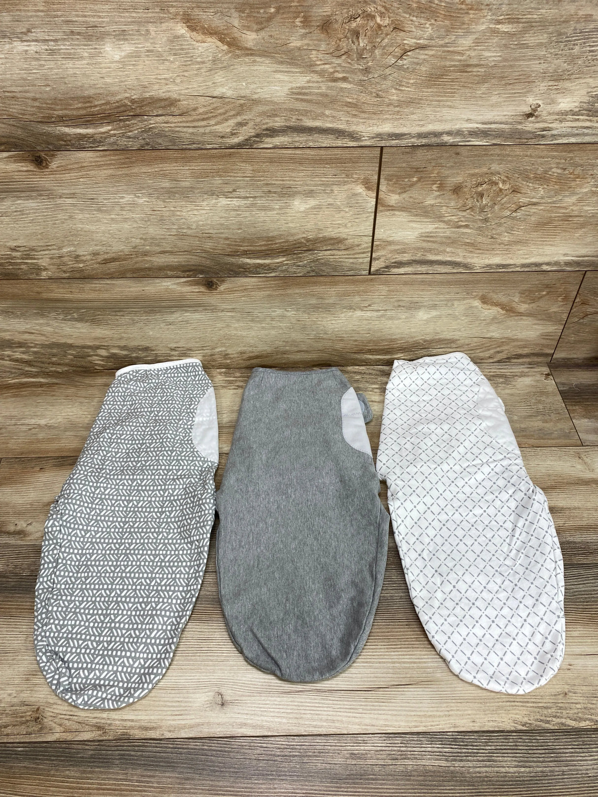 KeaBabies 3pk Swaddle Wraps Grey sz 0-3m