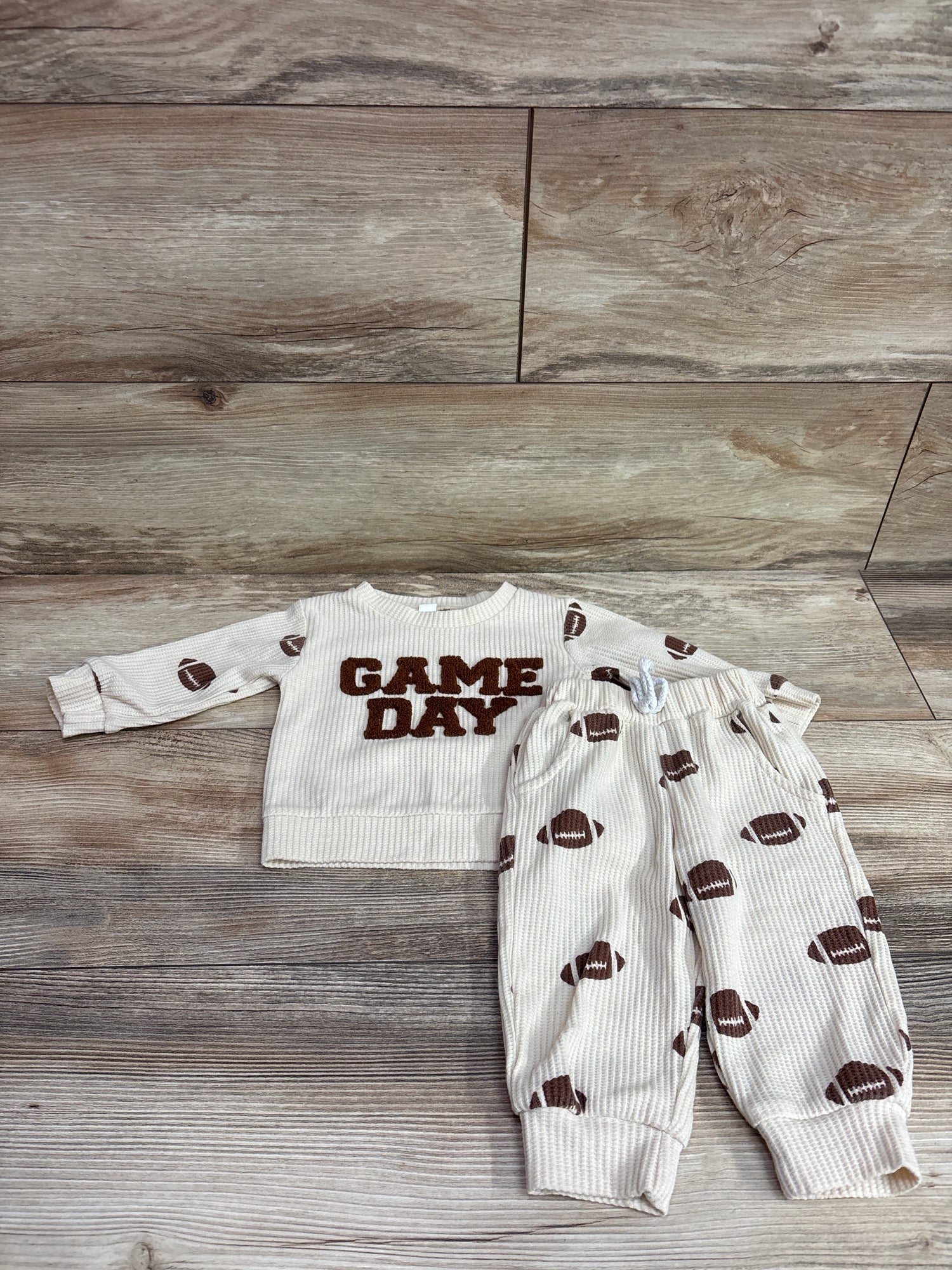 BemeyourBBs 2pc Waffle Knit Game Day Sweatshirt & Joggers Set Tan sz 0-6m