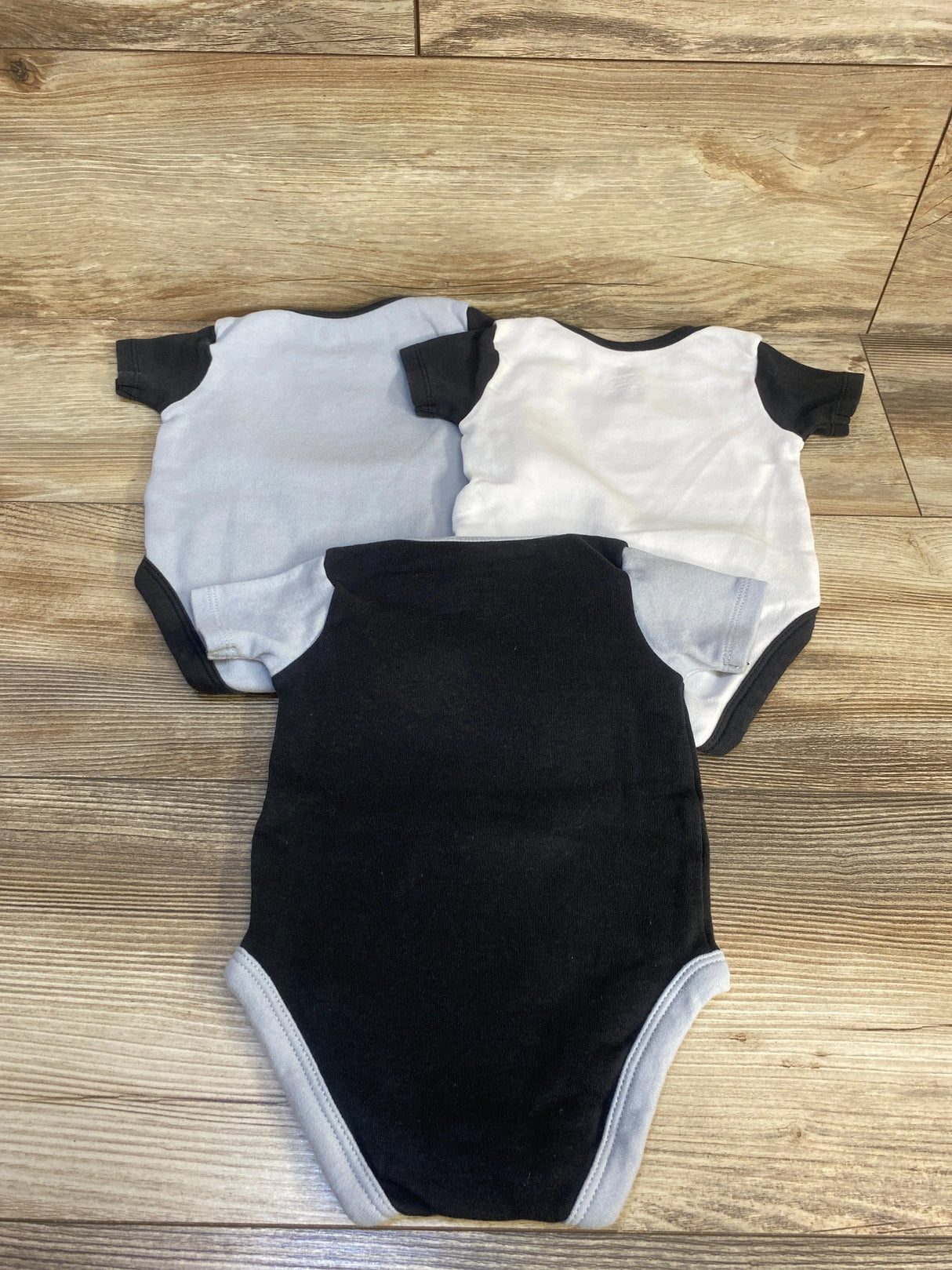 NFL Team Apparel 3pk Raiders Fan Bodysuit Set Grey sz 3-6m