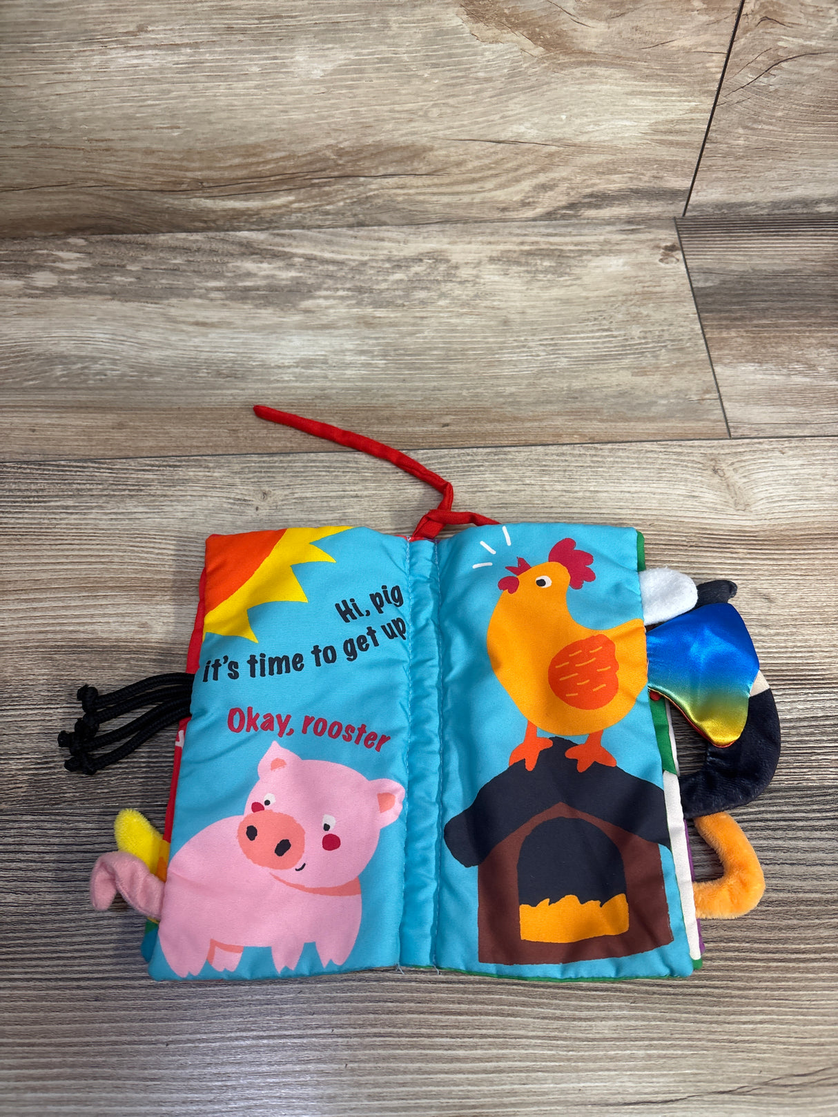 Cloth Crinkle Texture Farm Tails Sensory Book