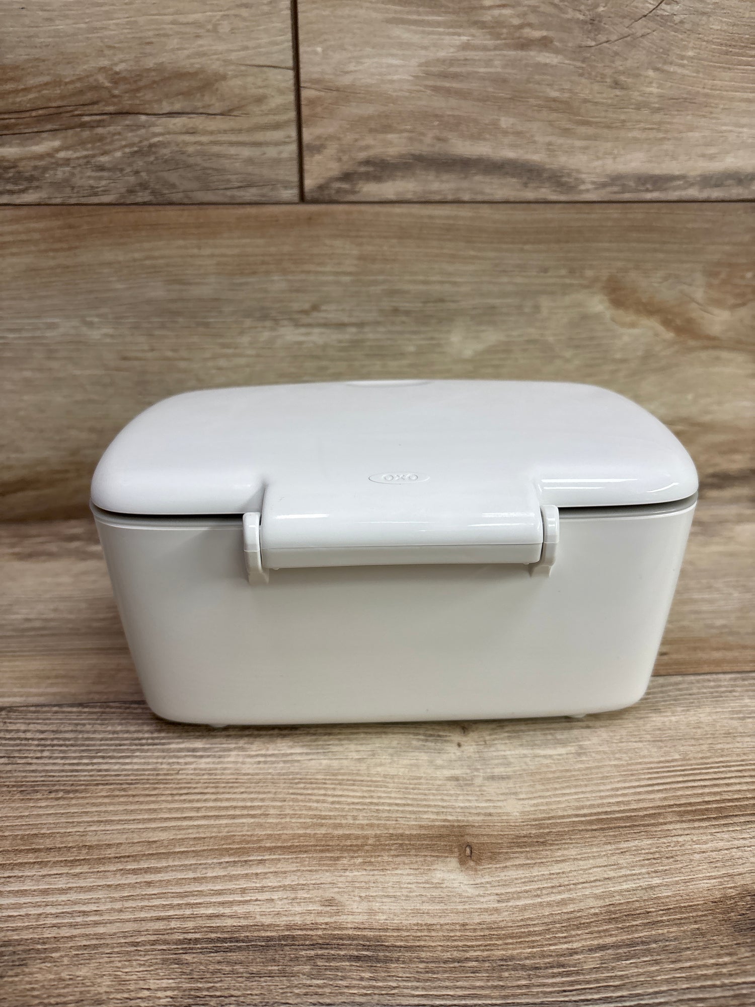 OXO Tot Perfect Pull Wipes Dispenser