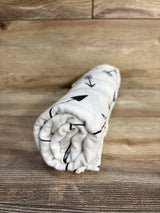 Upsimples Bamboo Swaddle Blanket, Arrow Print White