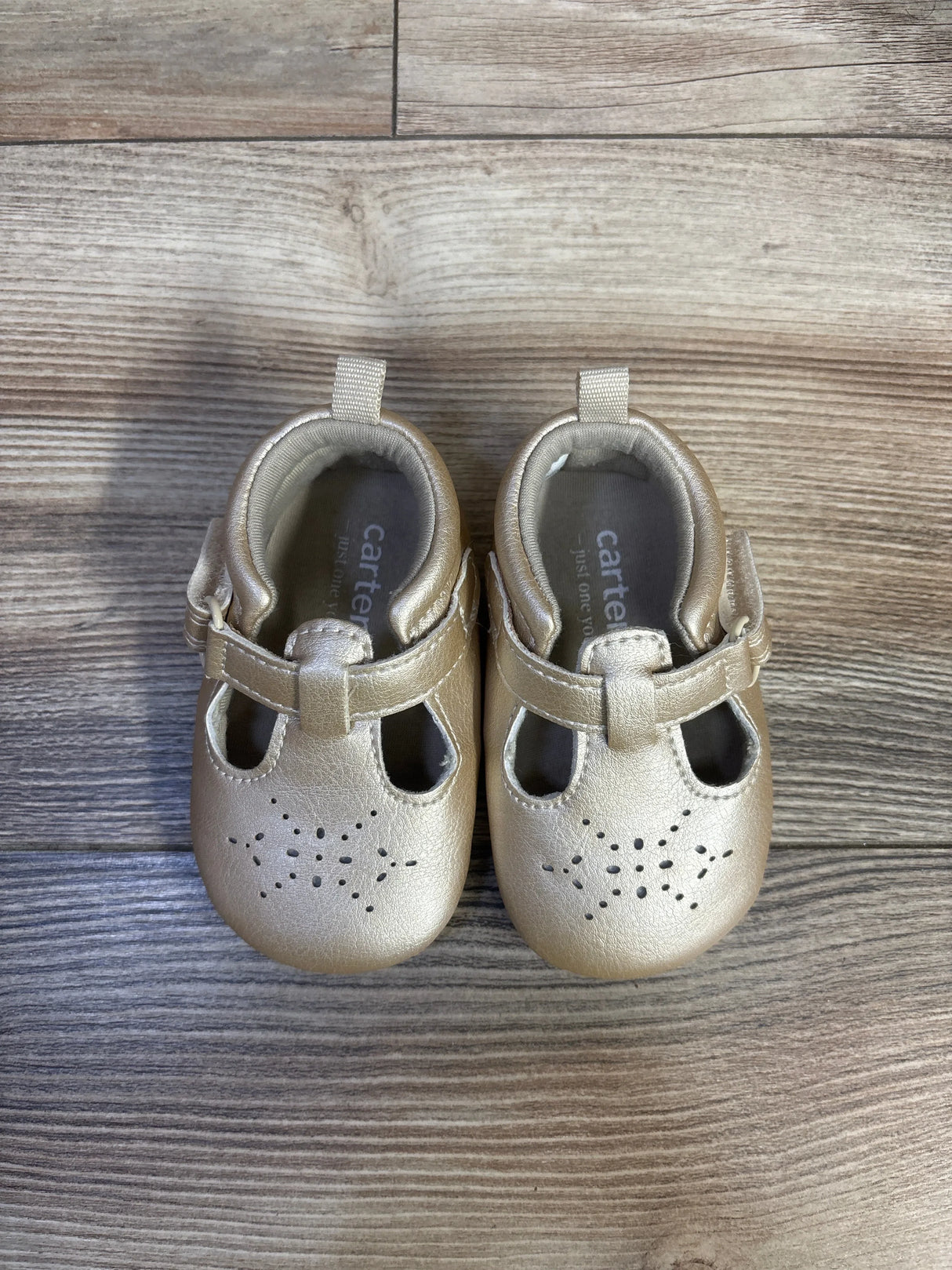 Just One You Stella Pre Walker Closed Toe Sandals Gold sz 2/3c