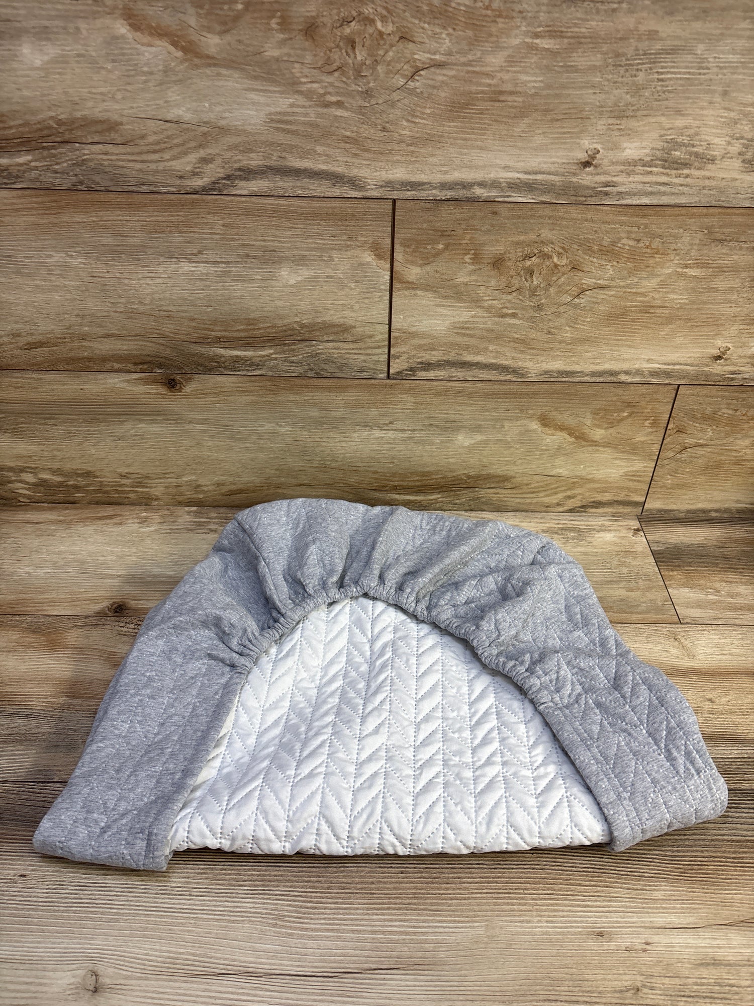 Cloud Island Quilted Bassinet Sheet Grey 33x18"