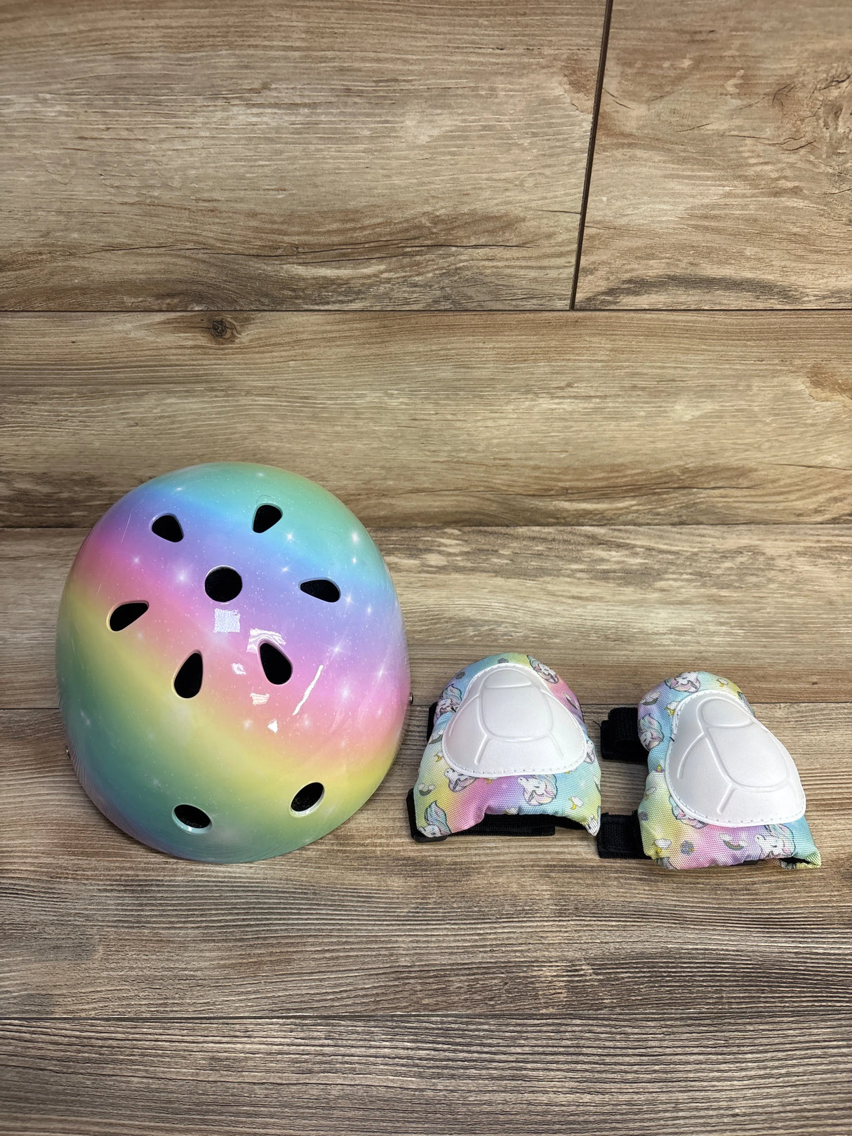 Kids Helmet & Elbow Pads Pink