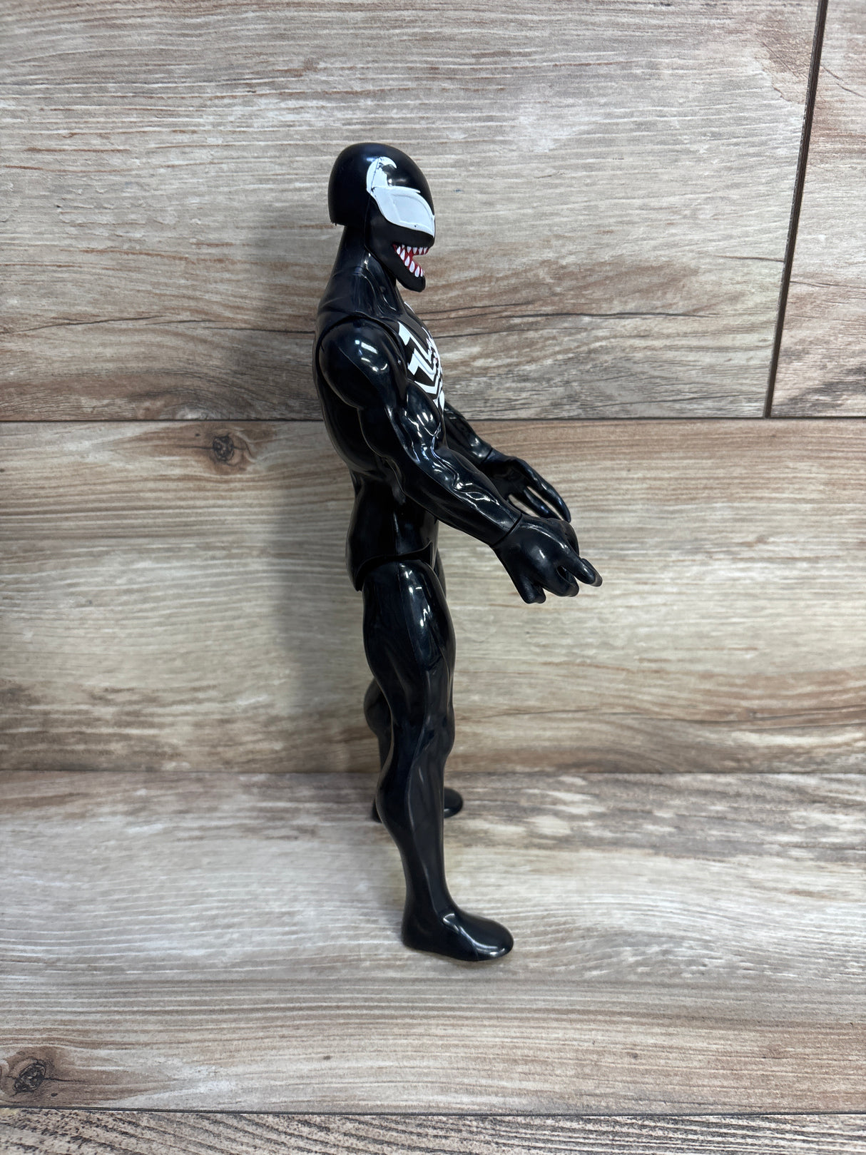 Marvel Venom Titan Hero Series 12" Venom Figure