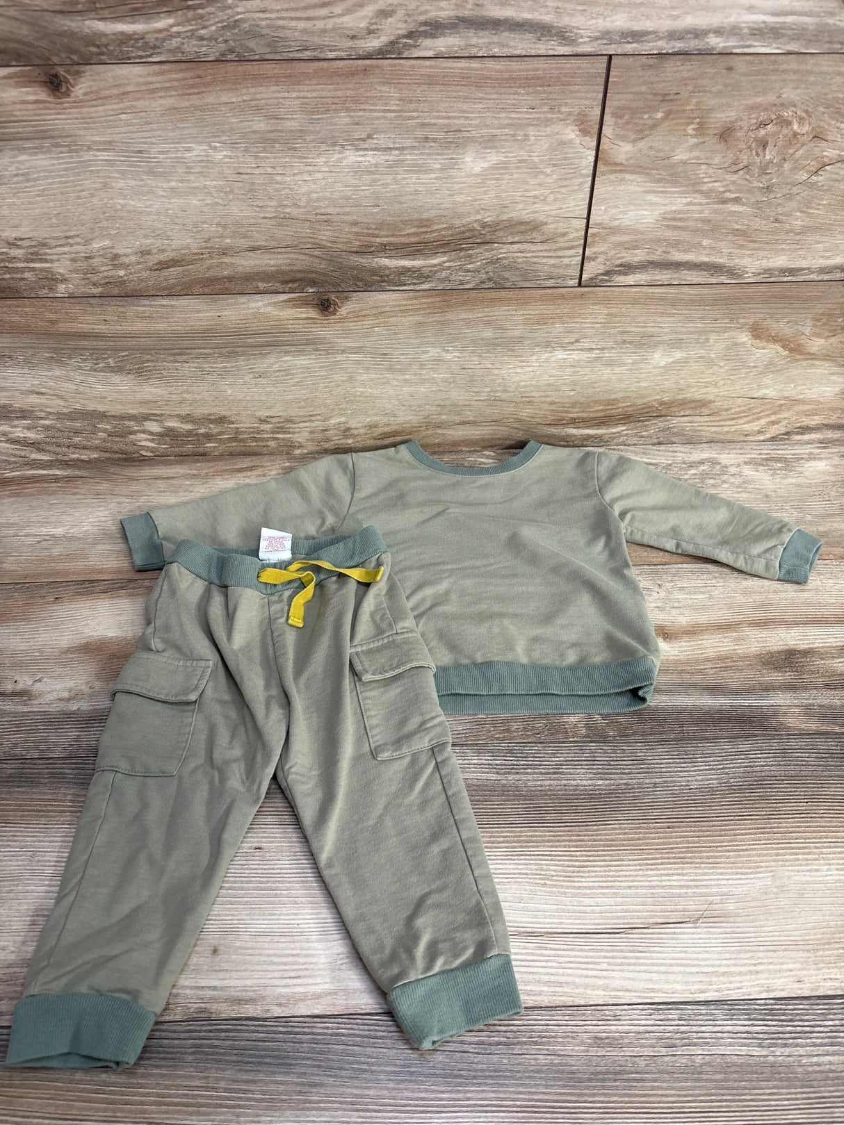 Tommy Bahama Long Sleeve Shirt & Joggers 2pc Set Green sz 18m