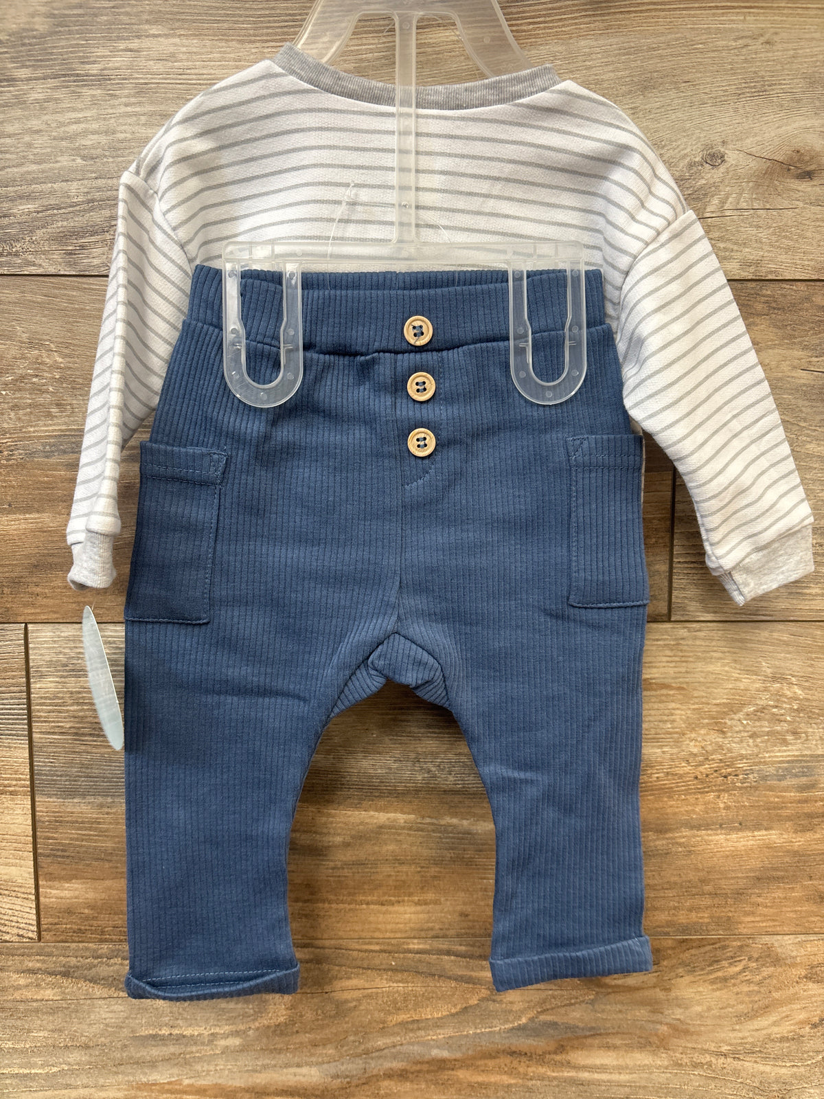 NEW Attitude Baby 2pc Henley Sweatshirt & Pants Set White sz 3-6m