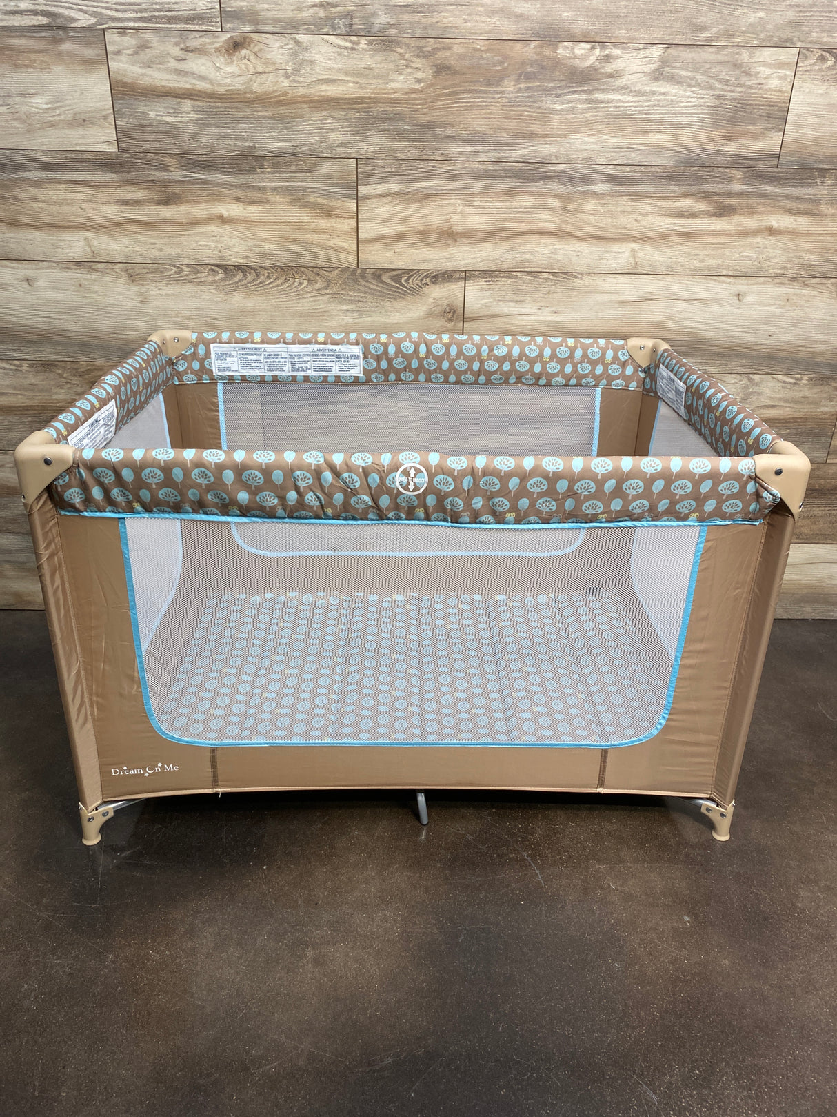 Dream on Me Zodiak Play Yard, Coffee/Blue