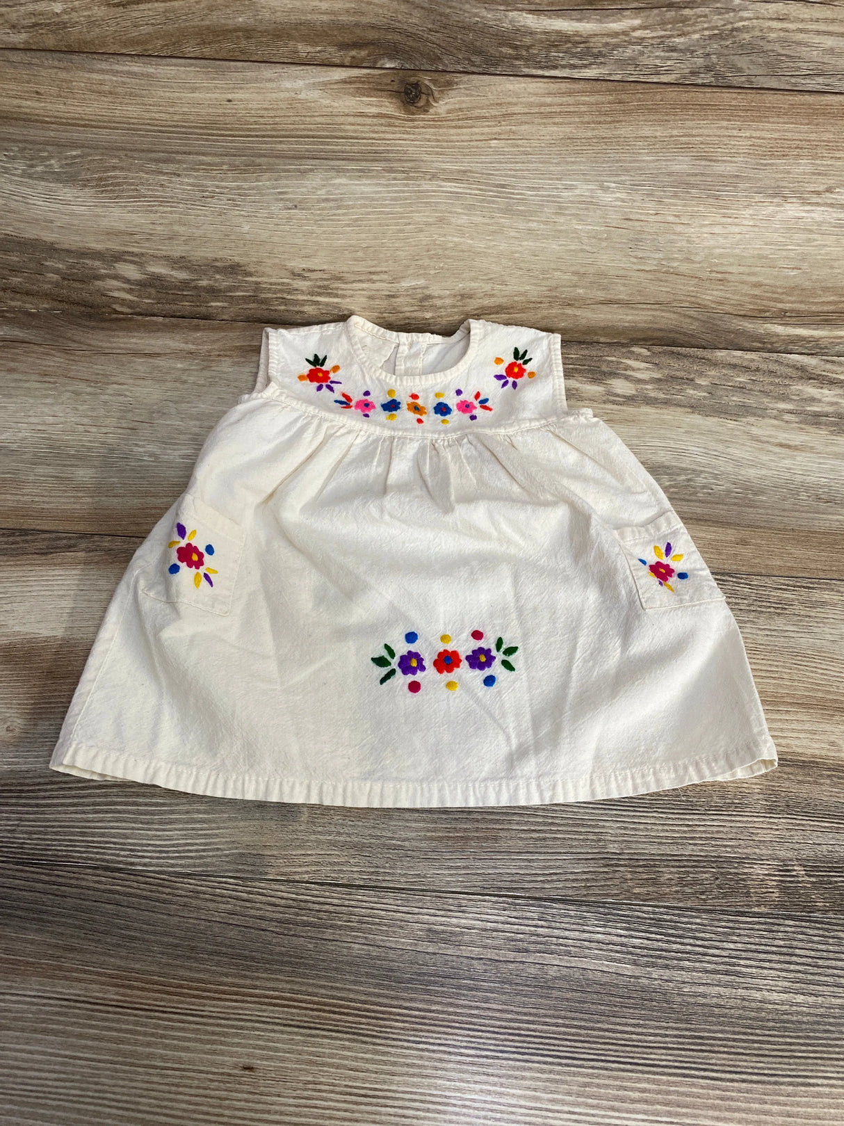 Embroidered Sleeveless Dress Cream sz 12m
