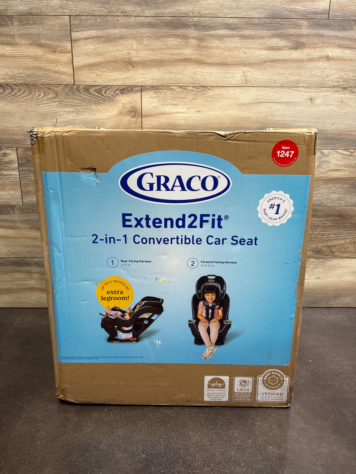 NEW Graco Extend2Fit Convertible Car Seat in Gotham