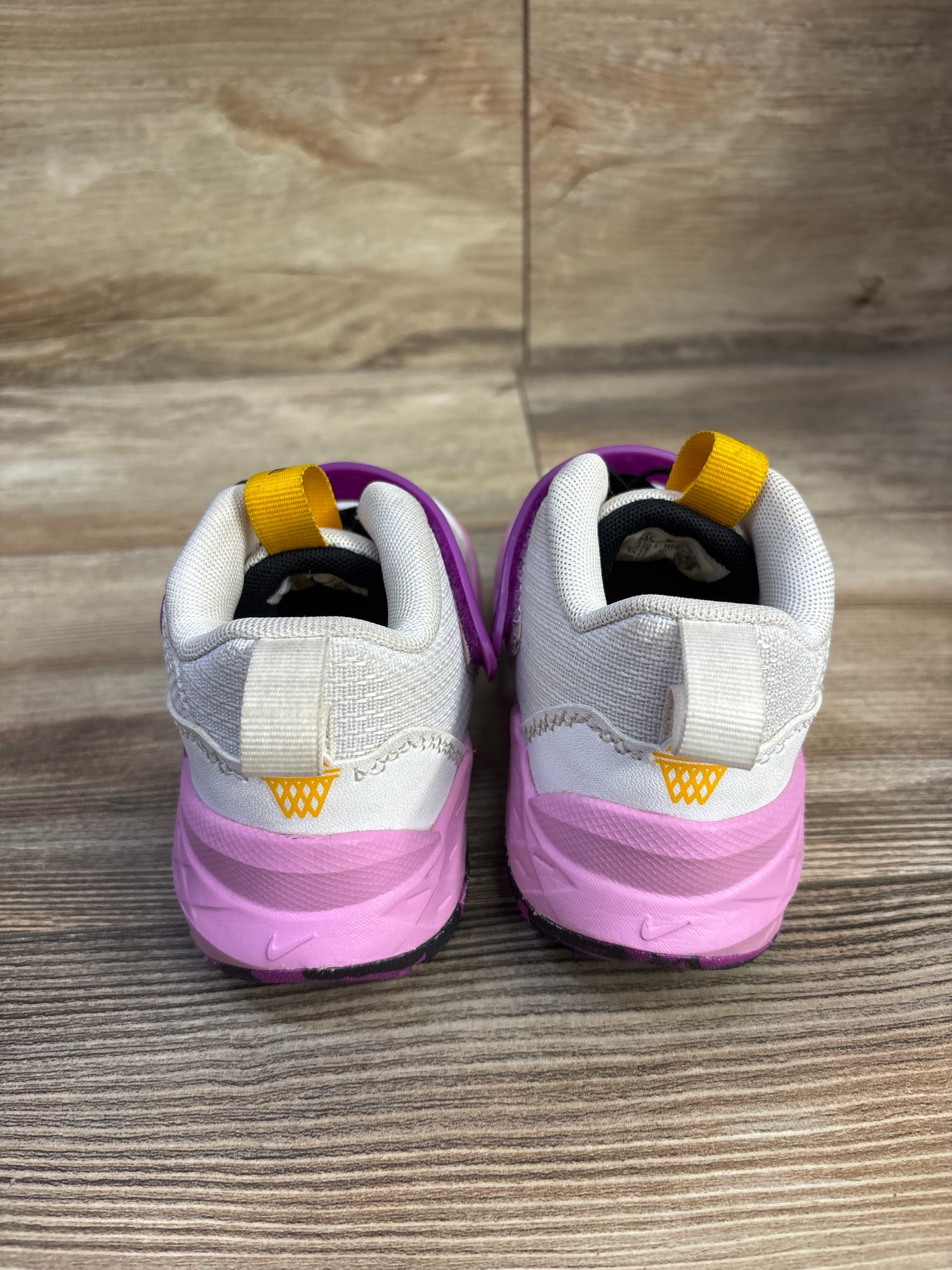 Nike Team Hustle D 12 Sneakers White/Purple sz 11c