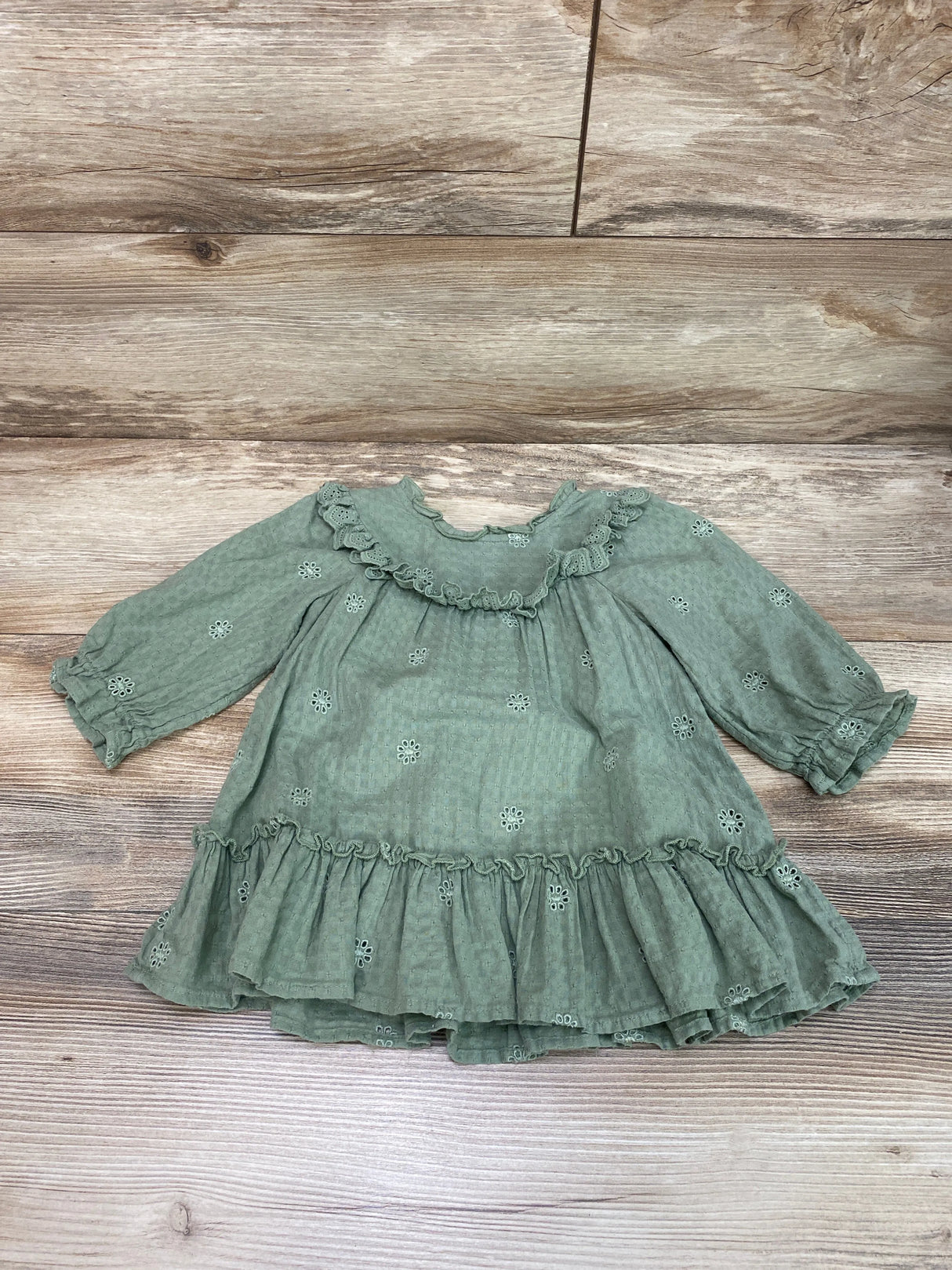 Cat & Jack Eyelet Ruffle Dress Green sz 12m