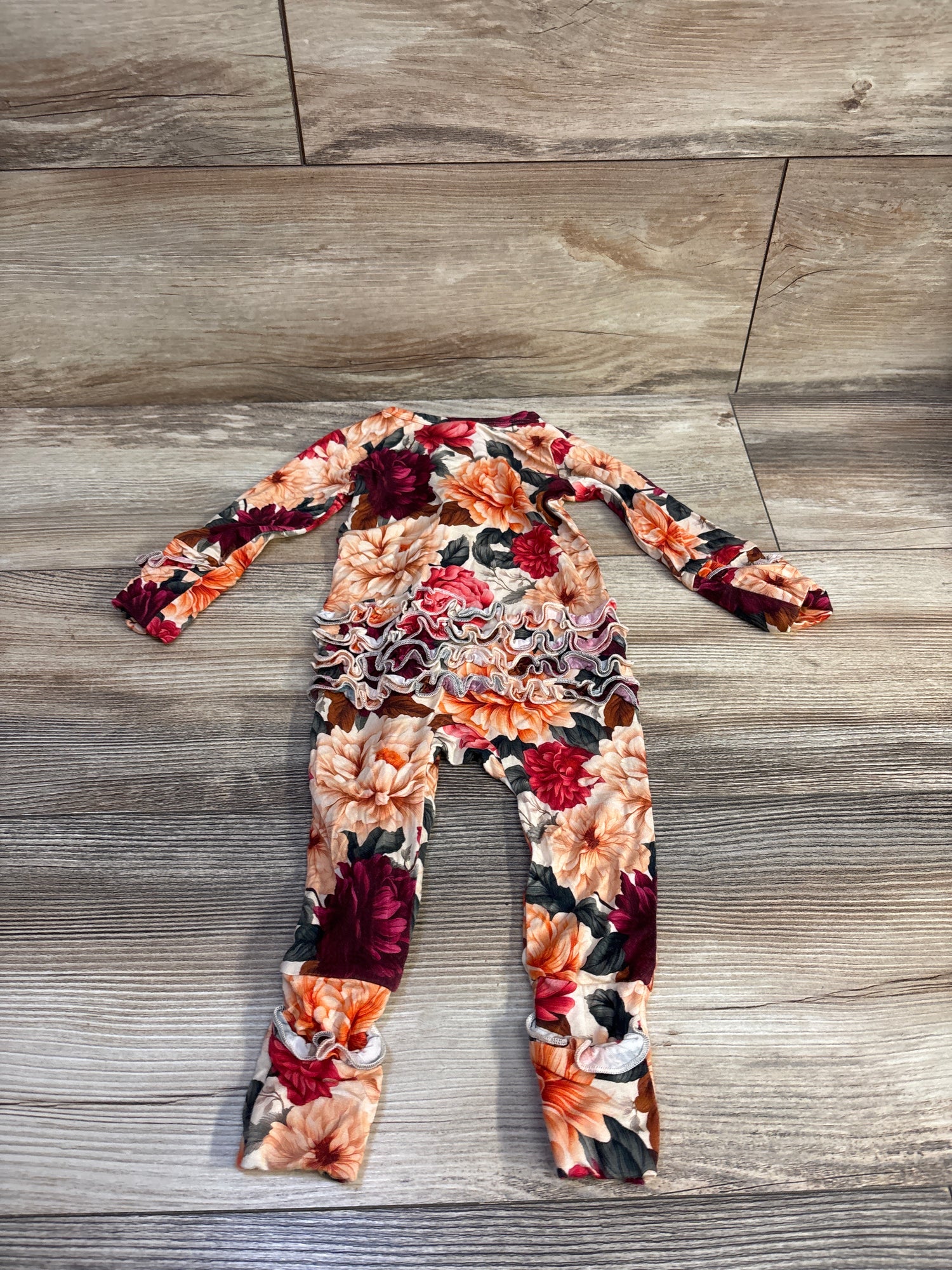 Gigi & Max Bamboo Floral Ruffle Zip Convertible Sleeper Orange sz 3-6m