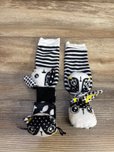BABY K Socks & Wrist Rattles Black/White