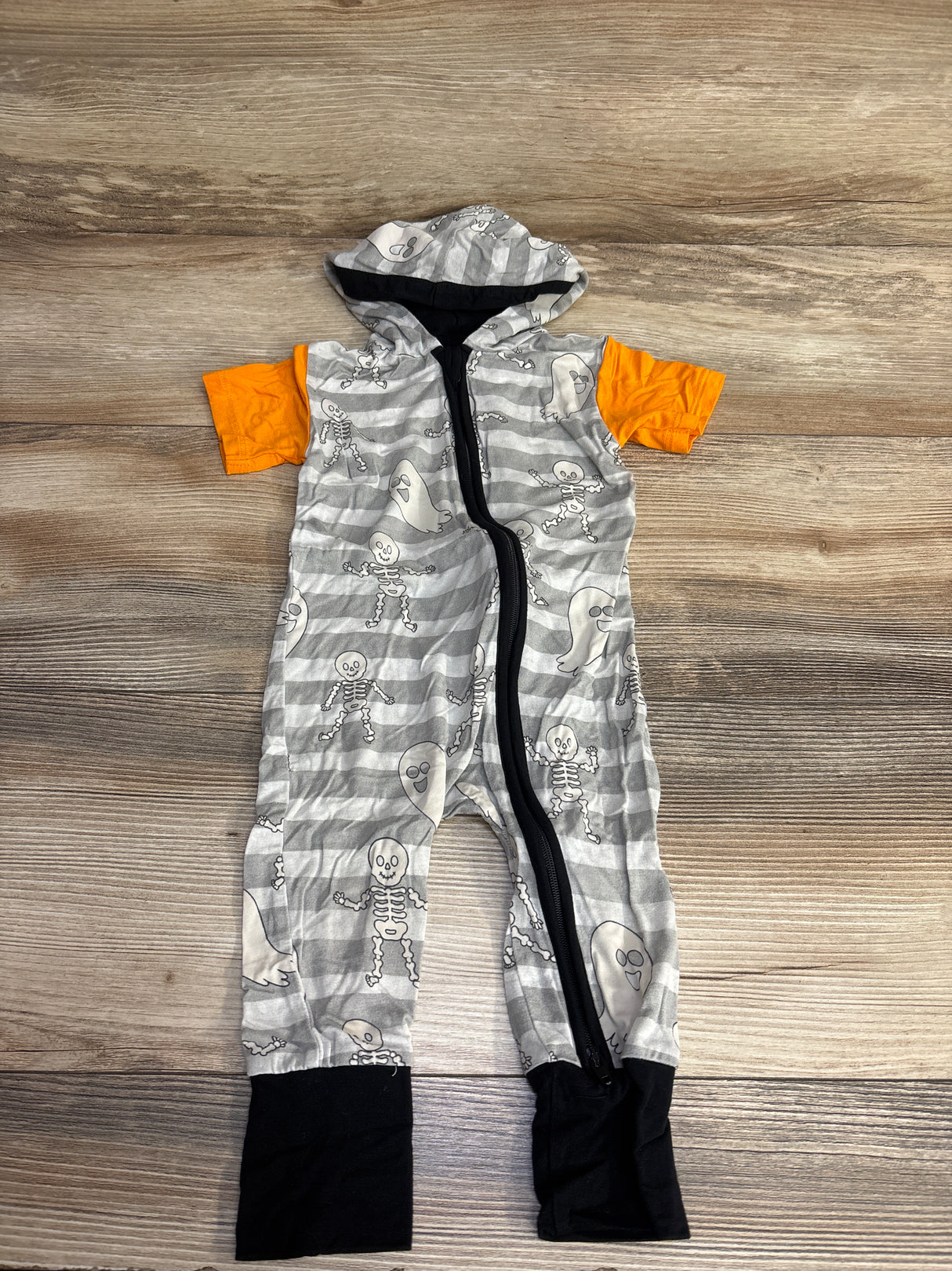 Birdie Bean Georgie Ghosts & Skeletons Glow-in-the-Dark Hooded Romper Grey sz 12-18m