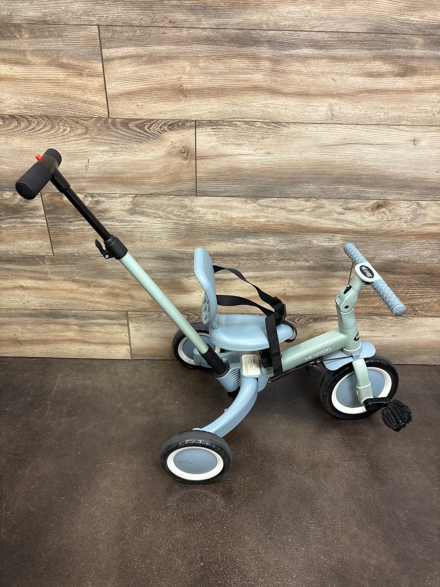 newyoo TR007 Toddler Tricycle with Push Handle Green