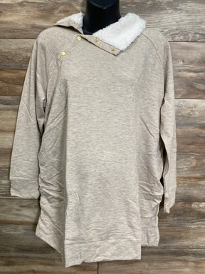 Front view of Isabel maternity oatmeal sweatshirt showing sherpa collar with snap buttons on mannequin against wood backdrop