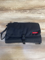 Skip Hop Pronto Changing Station Black