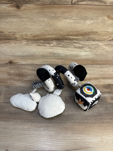 TSYAN Car Seat Spiral Toy, White & Black - Me n Mommy To Be