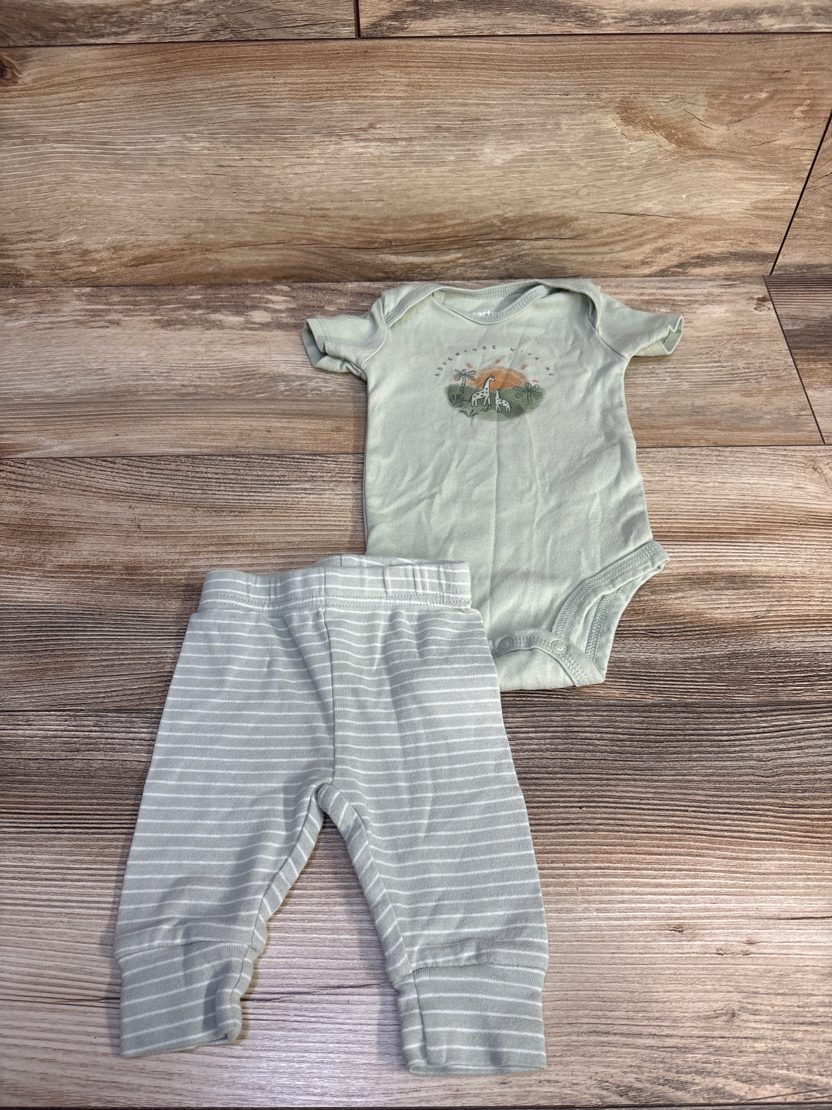 Just One You 2pc Bodysuit & Pants Set Green sz 3m